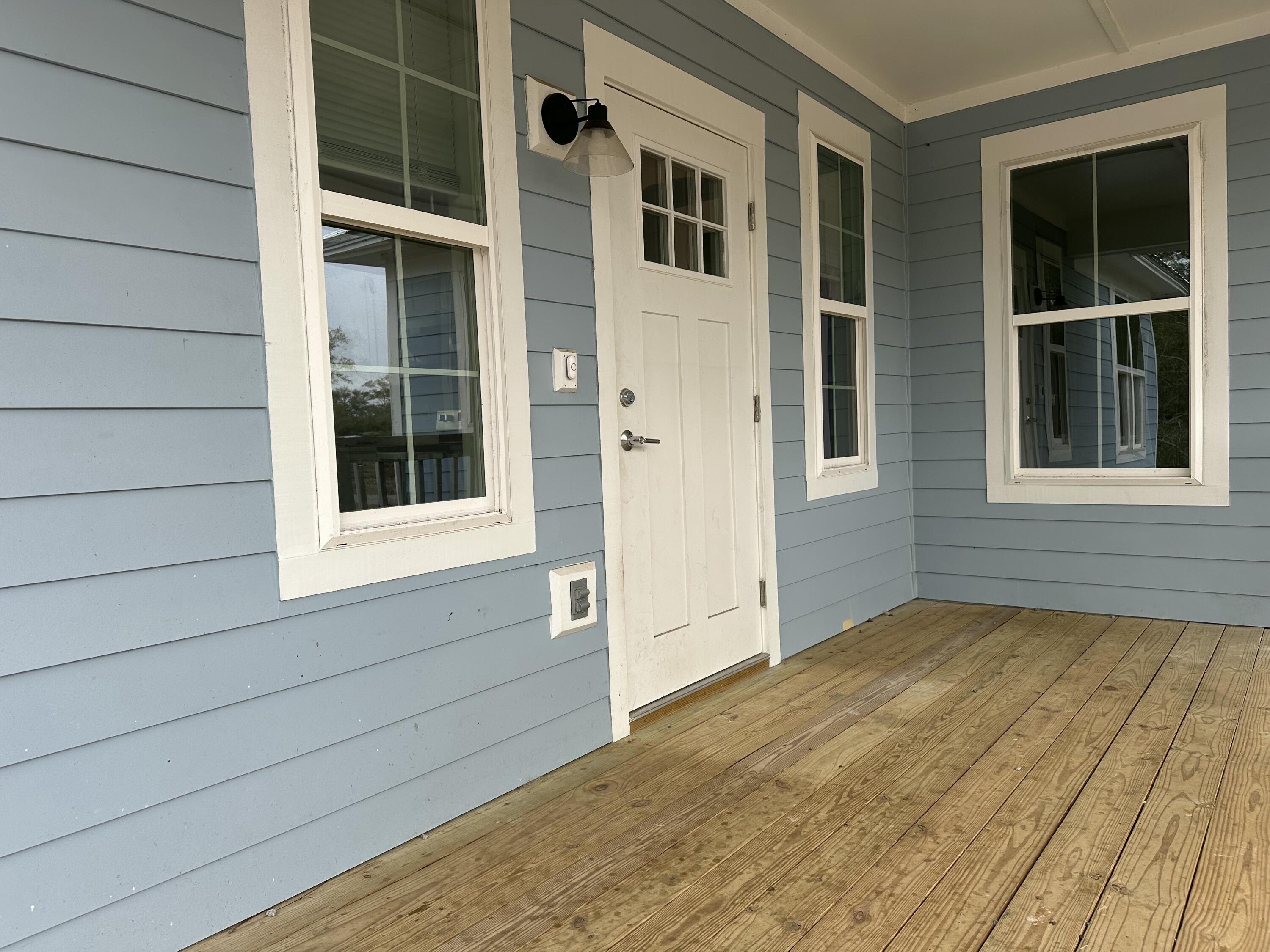 OAKWOOD LAKES ESTATES - Residential Lease