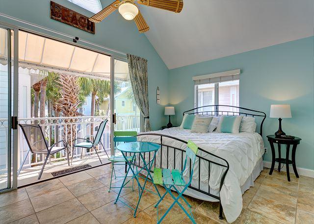 NANTUCKET COTTAGES - Residential