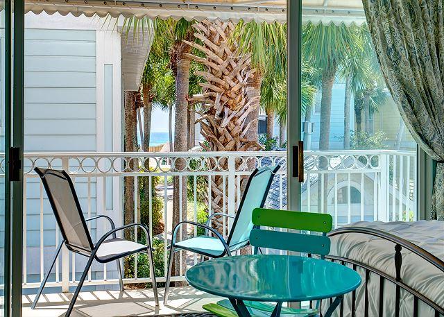 NANTUCKET COTTAGES - Residential