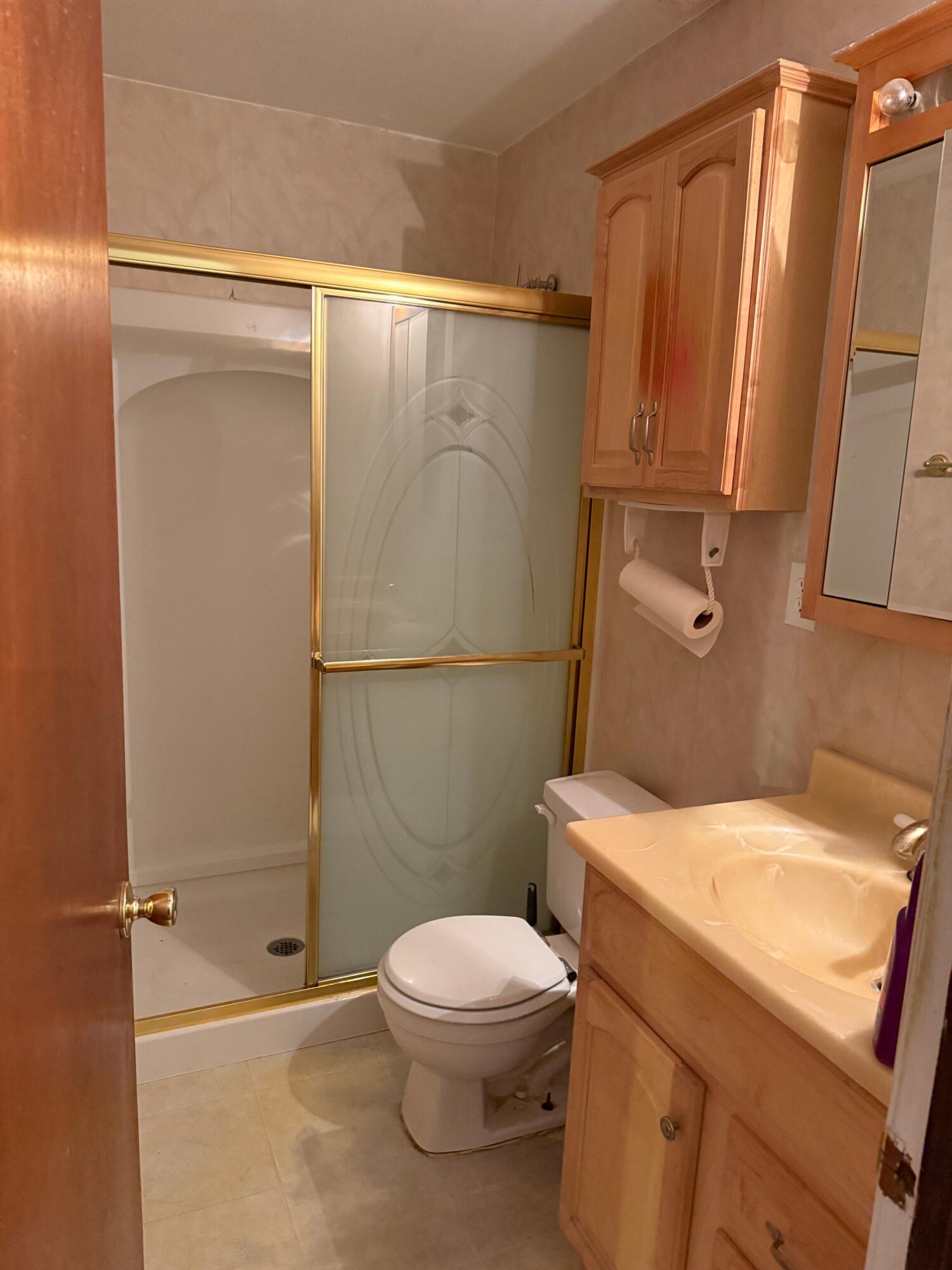 ADAMS POWELL EAST - Residential