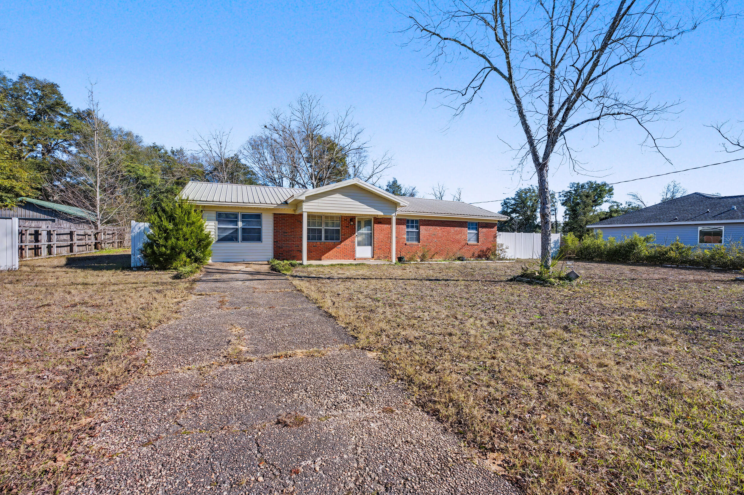 ADAMS POWELL EAST - Residential