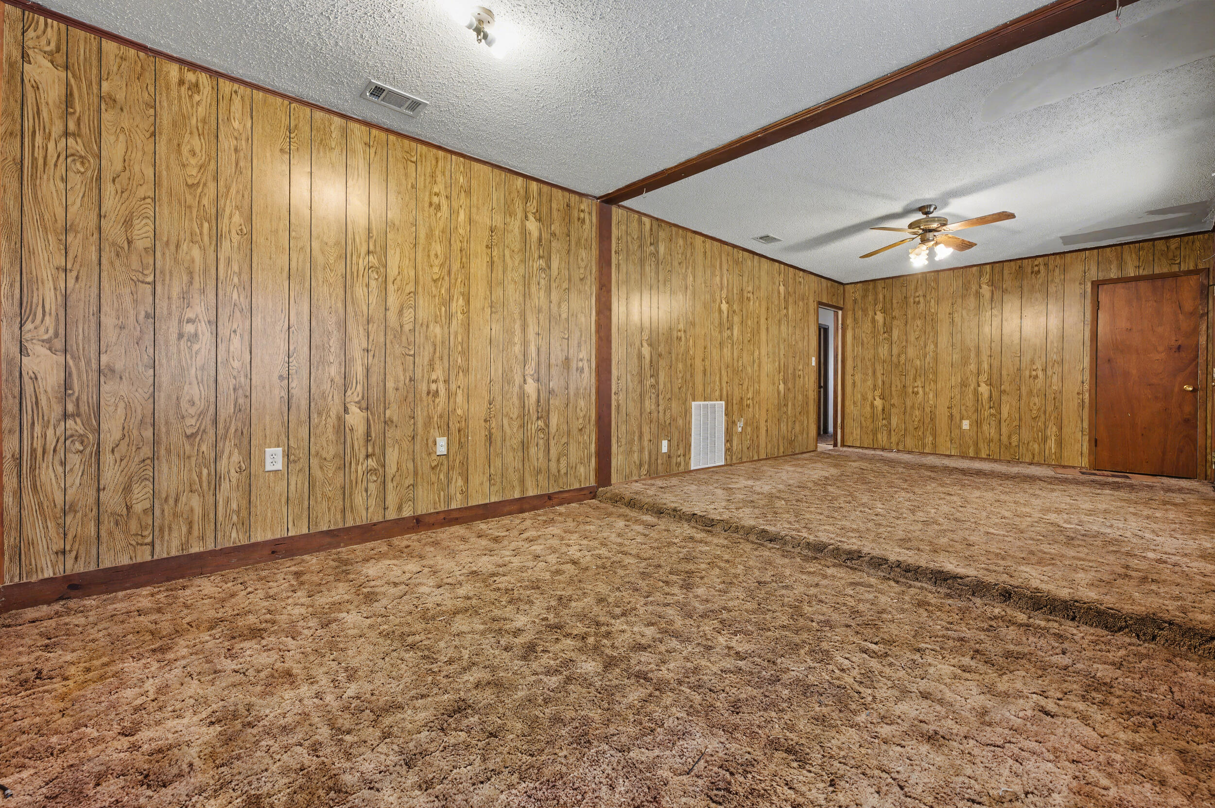 ADAMS POWELL EAST - Residential