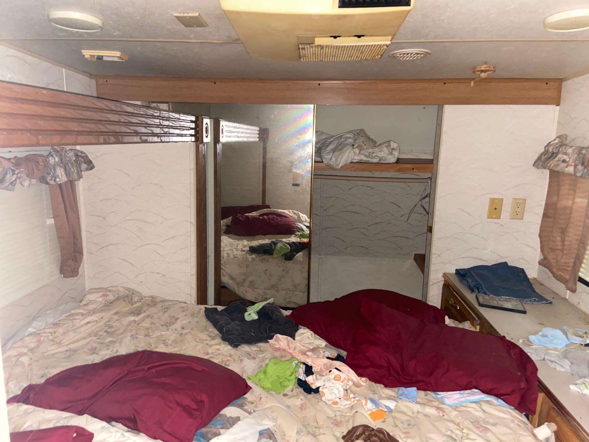 HOLLEY FAMILY PH 2 - Land