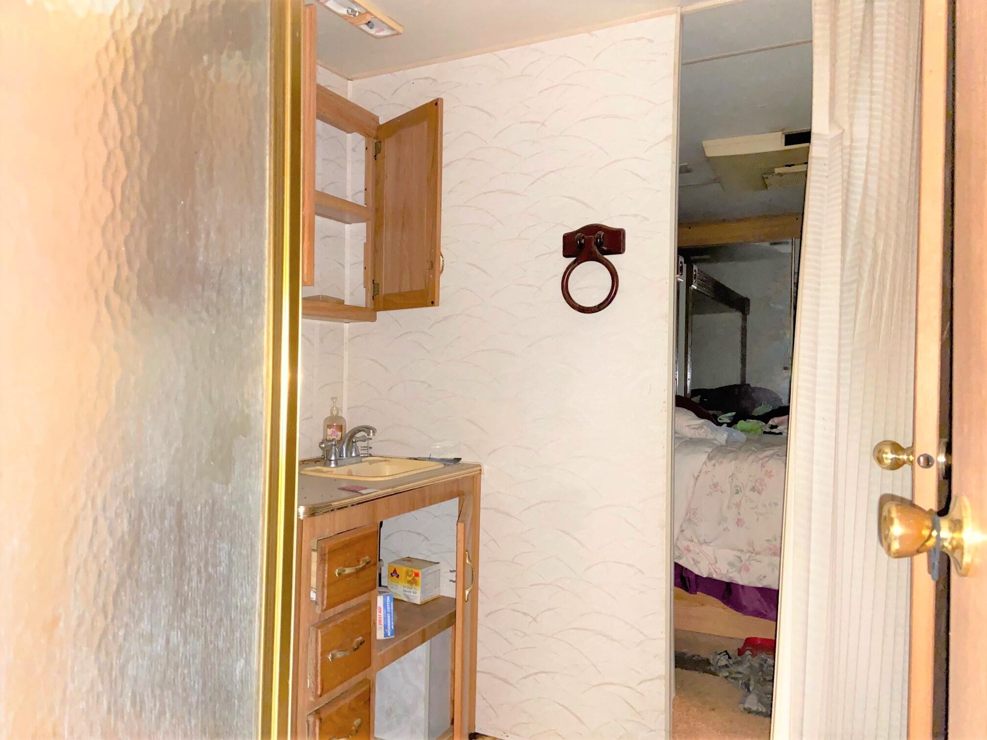 HOLLEY FAMILY PH 2 - Land