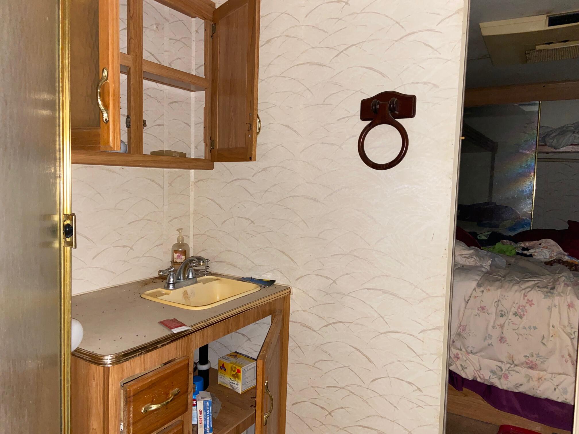 HOLLEY FAMILY PH 2 - Land