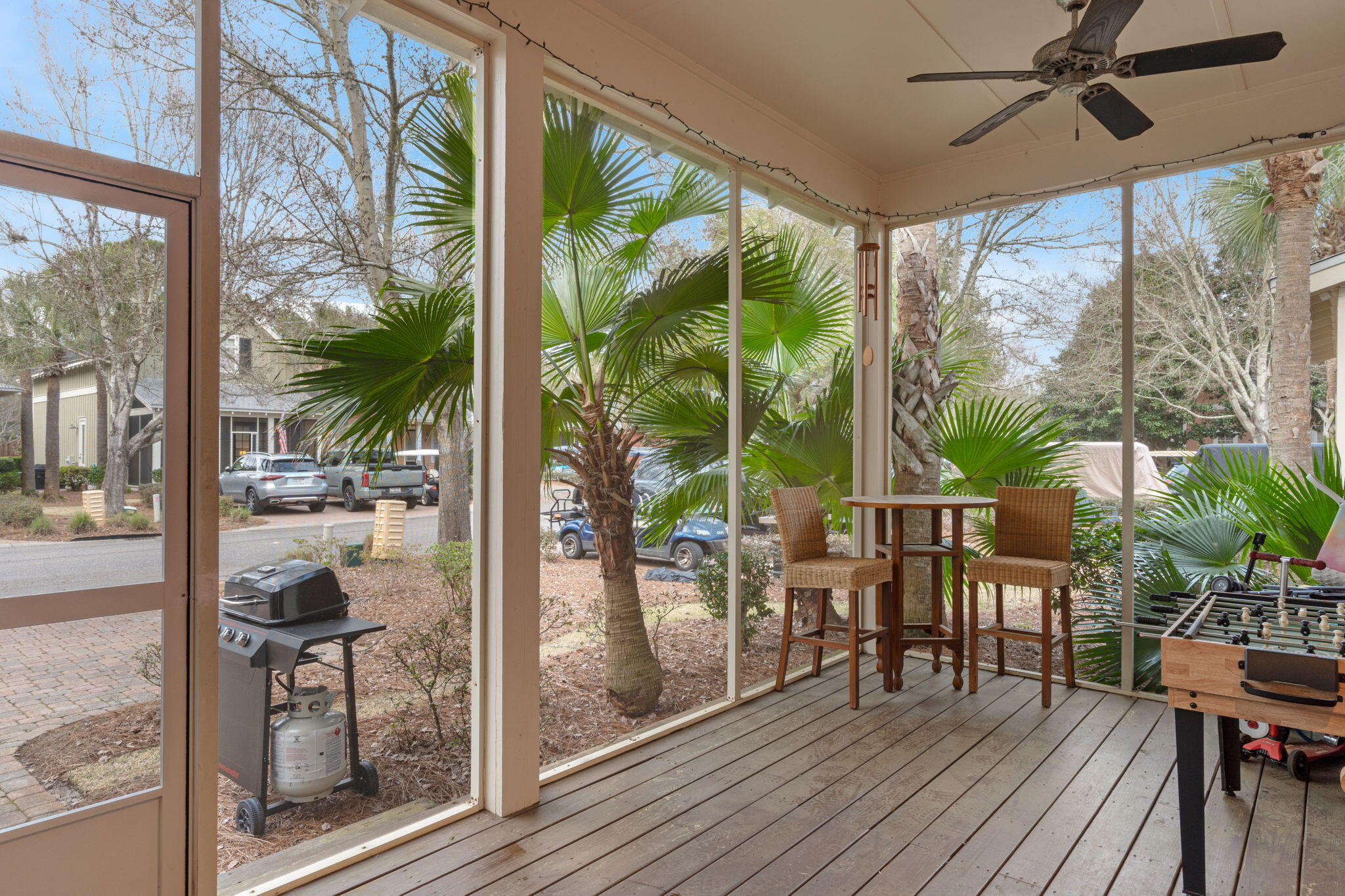 BUNGALOS AT SANDESTIN - Residential