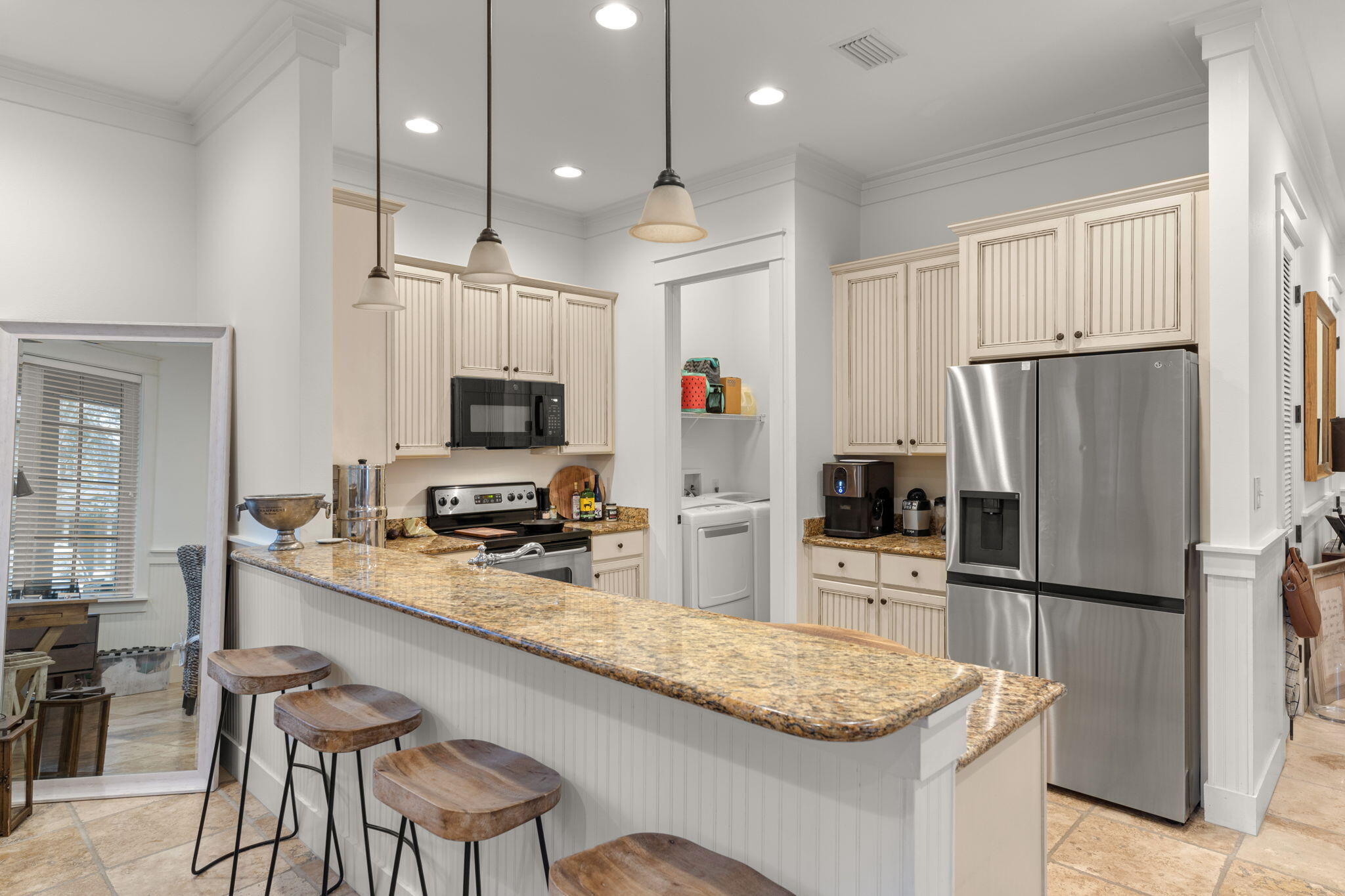 BUNGALOS AT SANDESTIN - Residential