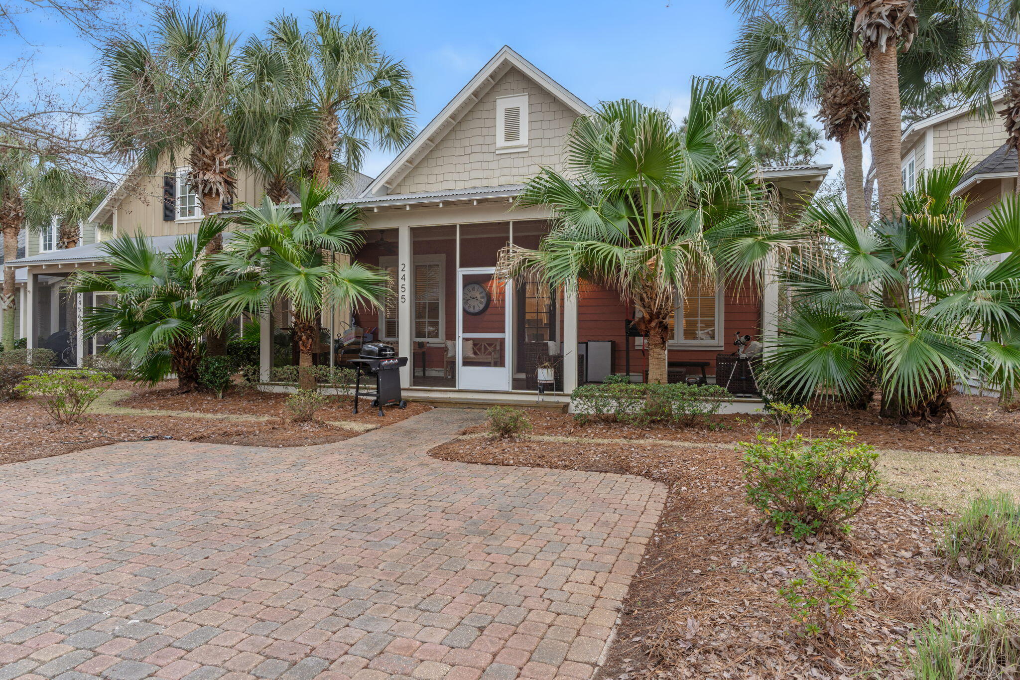 BUNGALOS AT SANDESTIN - Residential