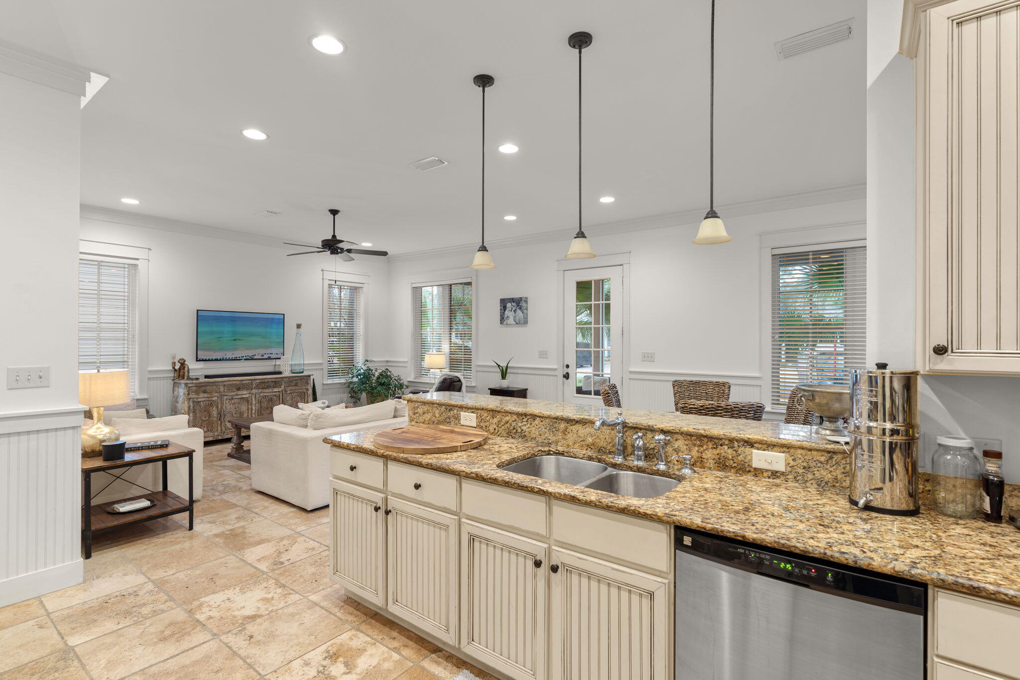 BUNGALOS AT SANDESTIN - Residential