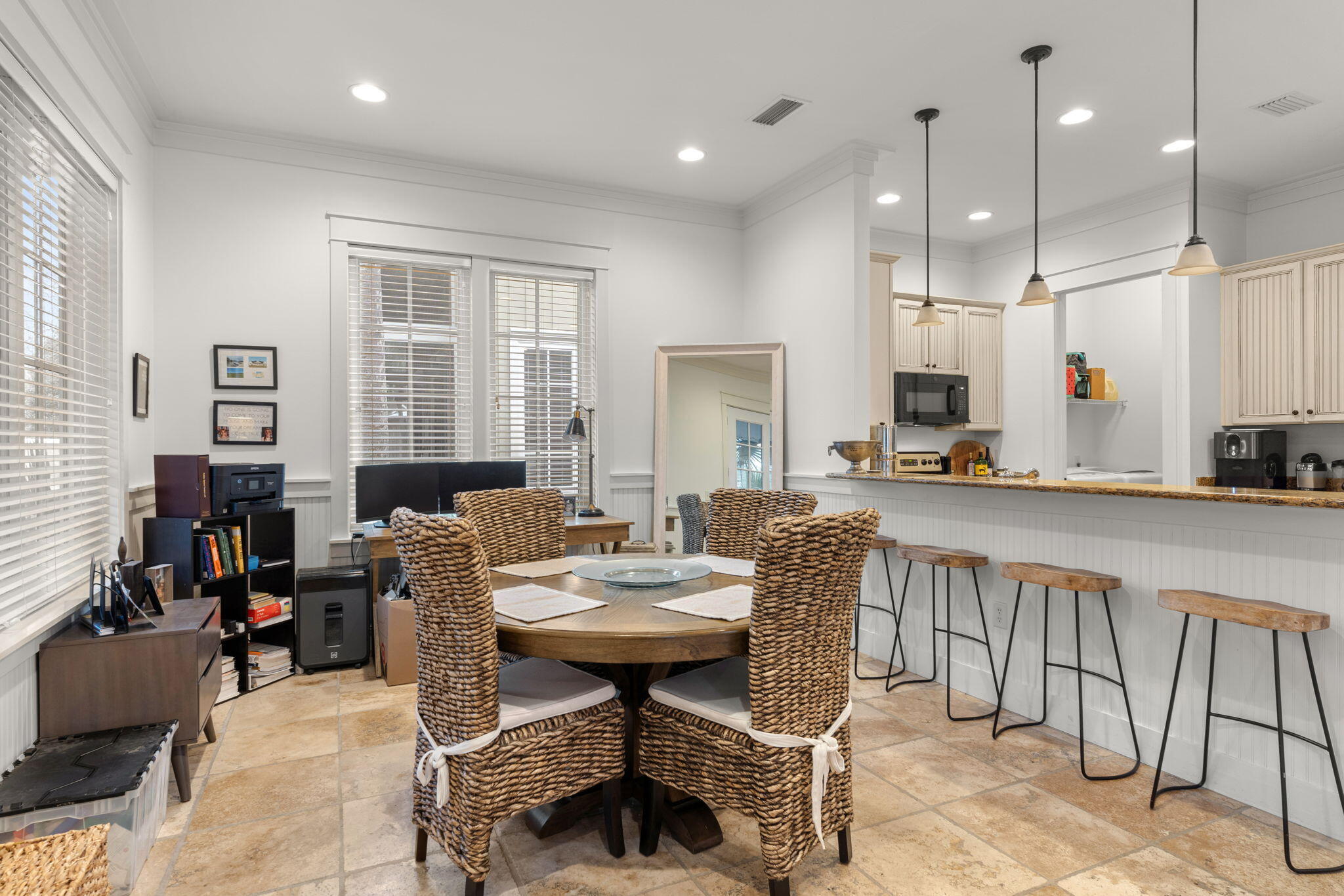 BUNGALOS AT SANDESTIN - Residential