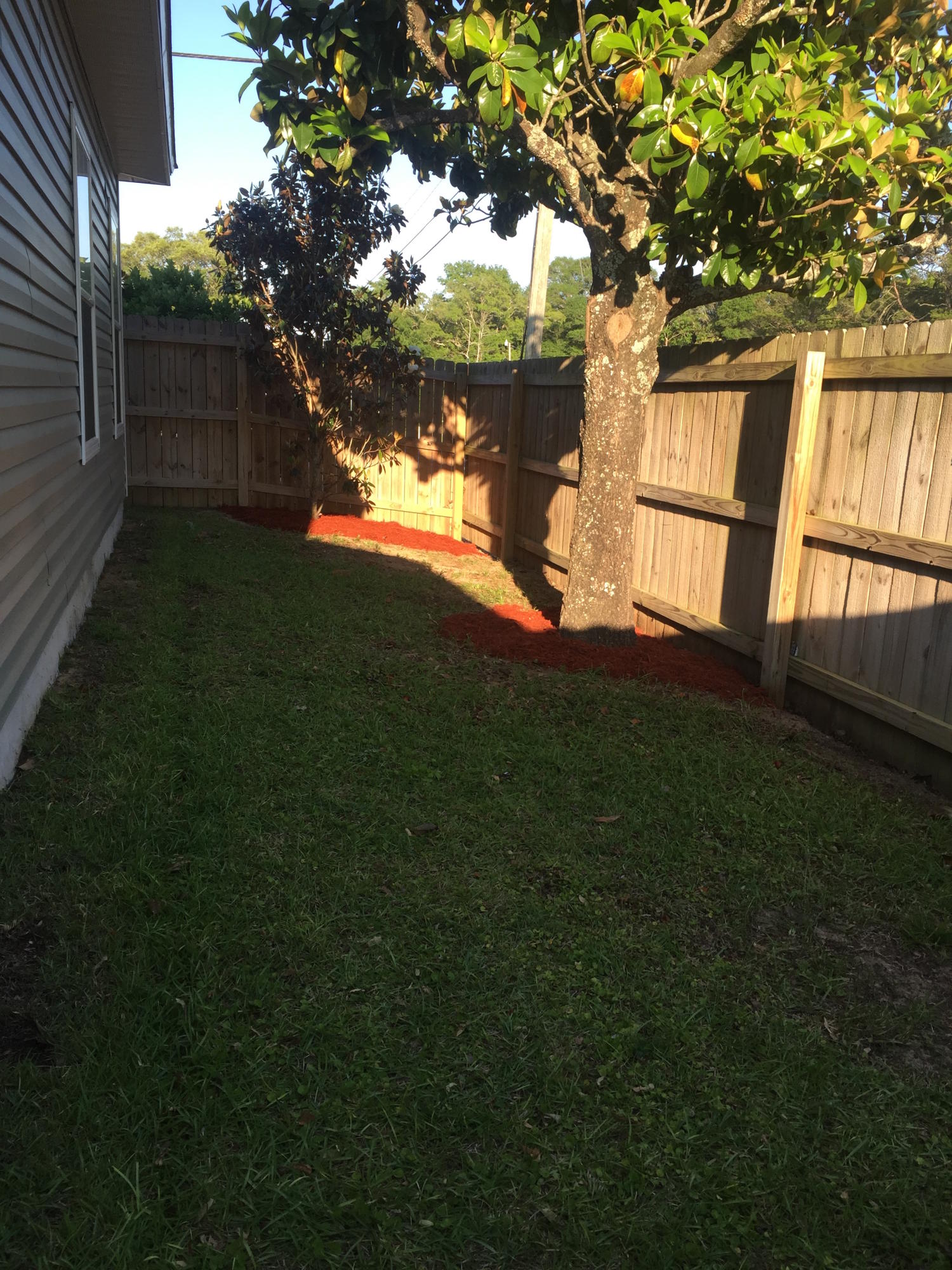 REDWOOD VILLAGE - Residential