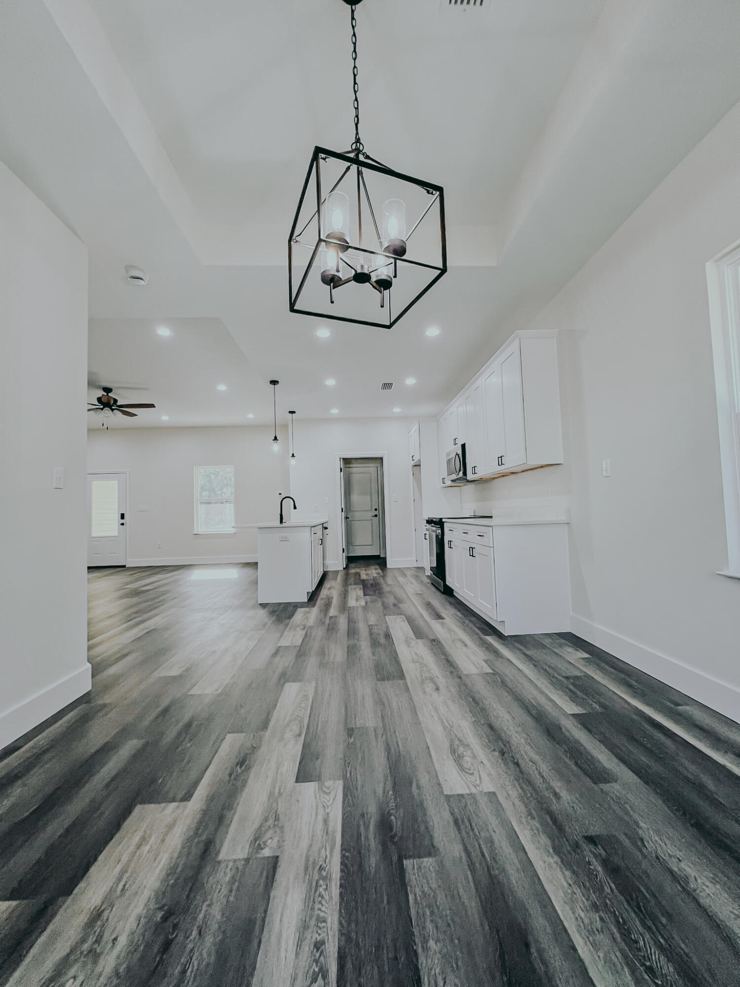 GRANDE OAKS - Residential