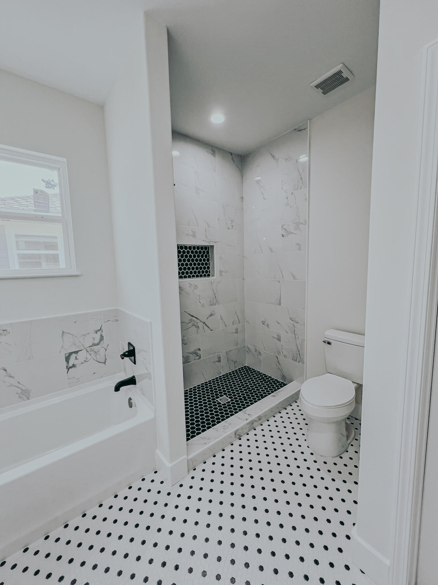 GRANDE OAKS - Residential