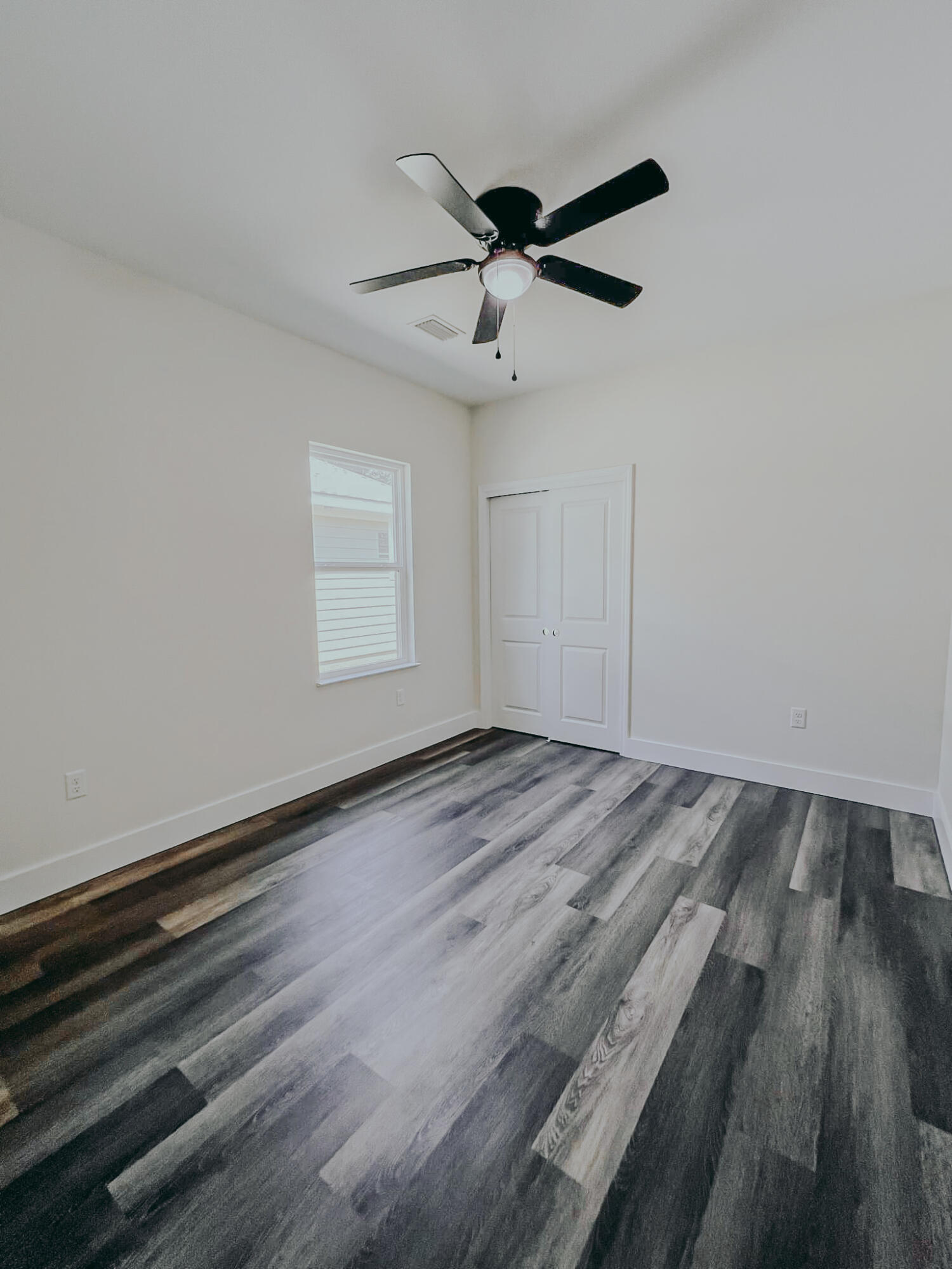 GRANDE OAKS - Residential