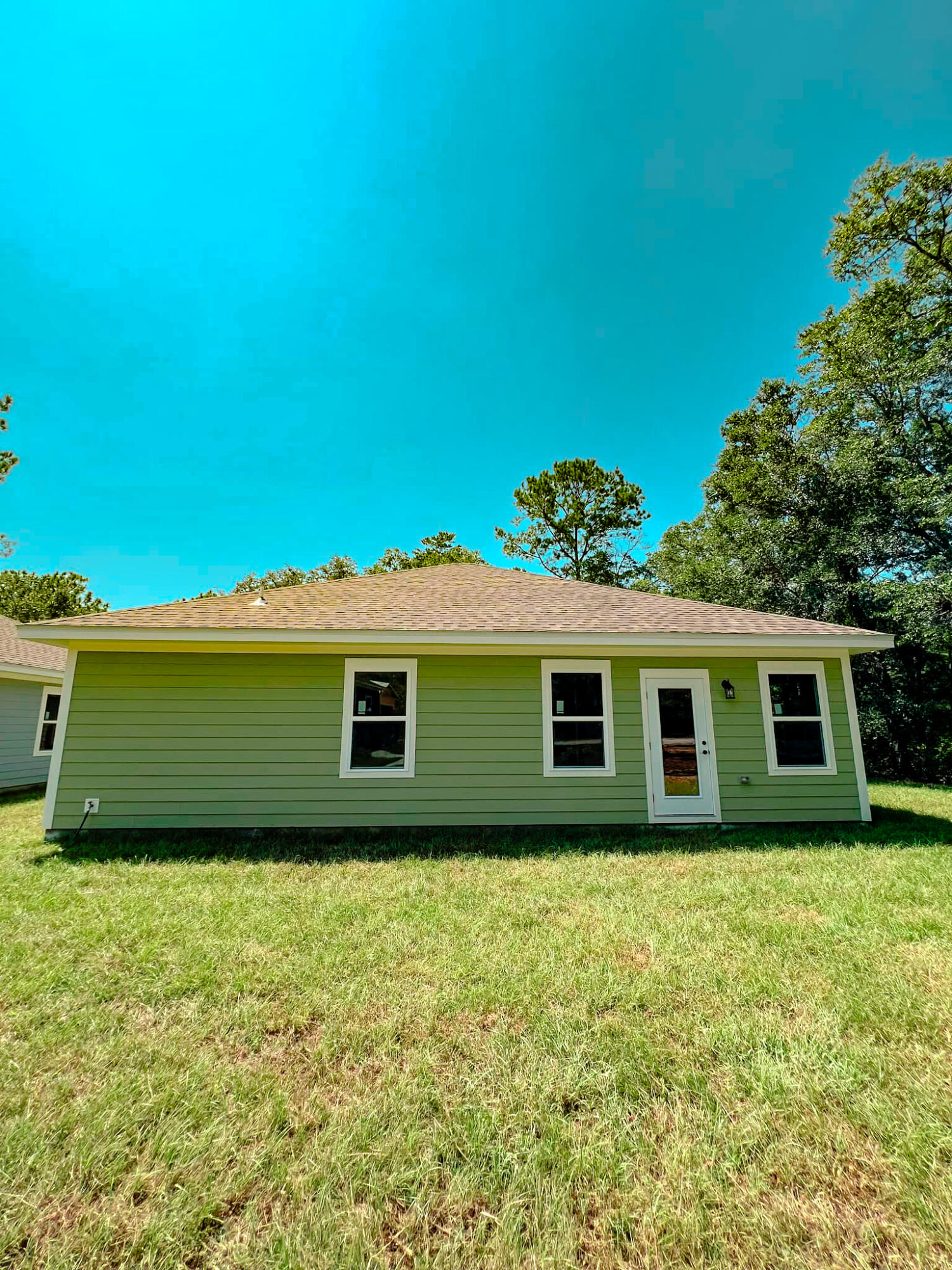 GRANDE OAKS - Residential