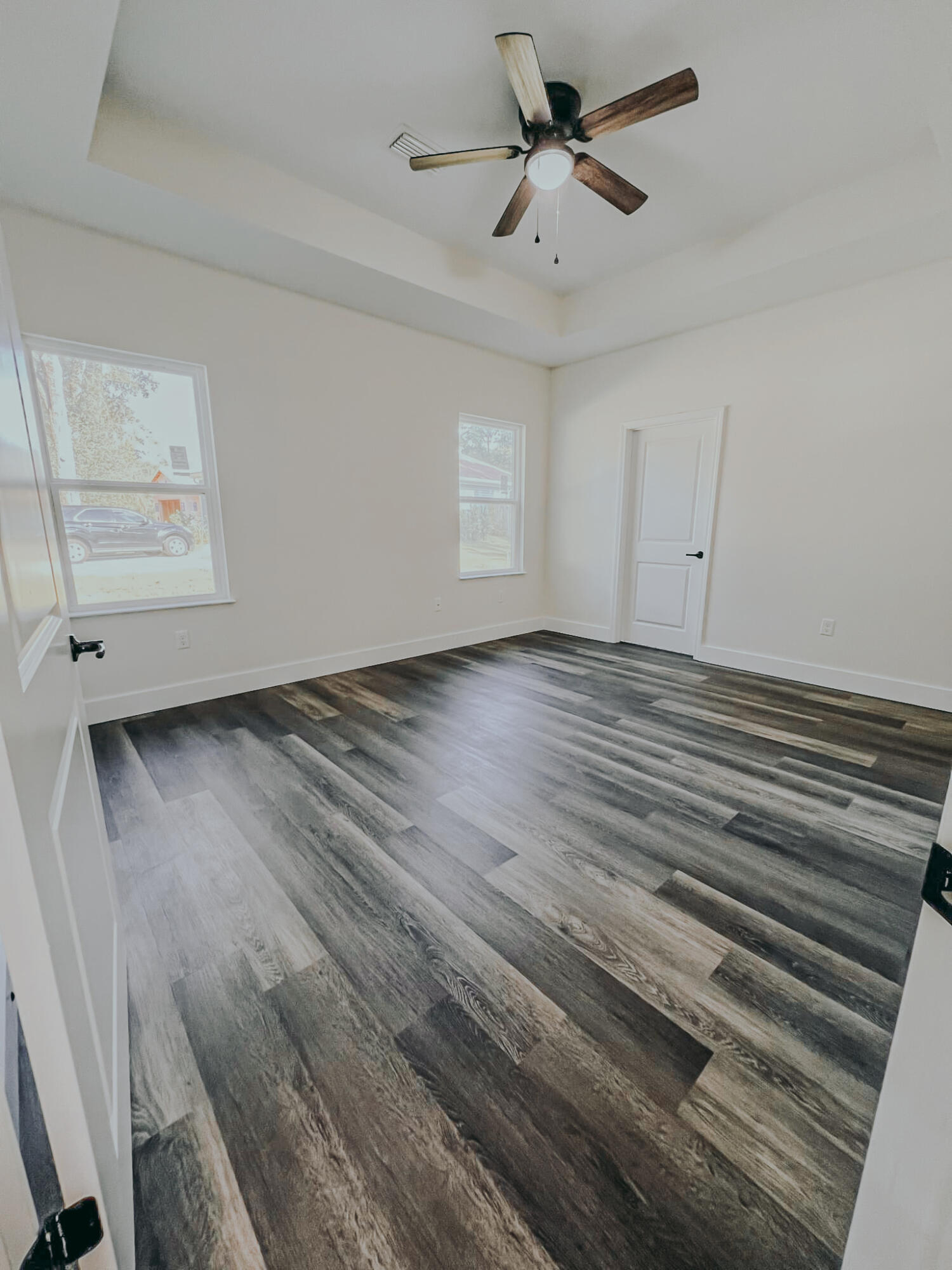 GRANDE OAKS - Residential