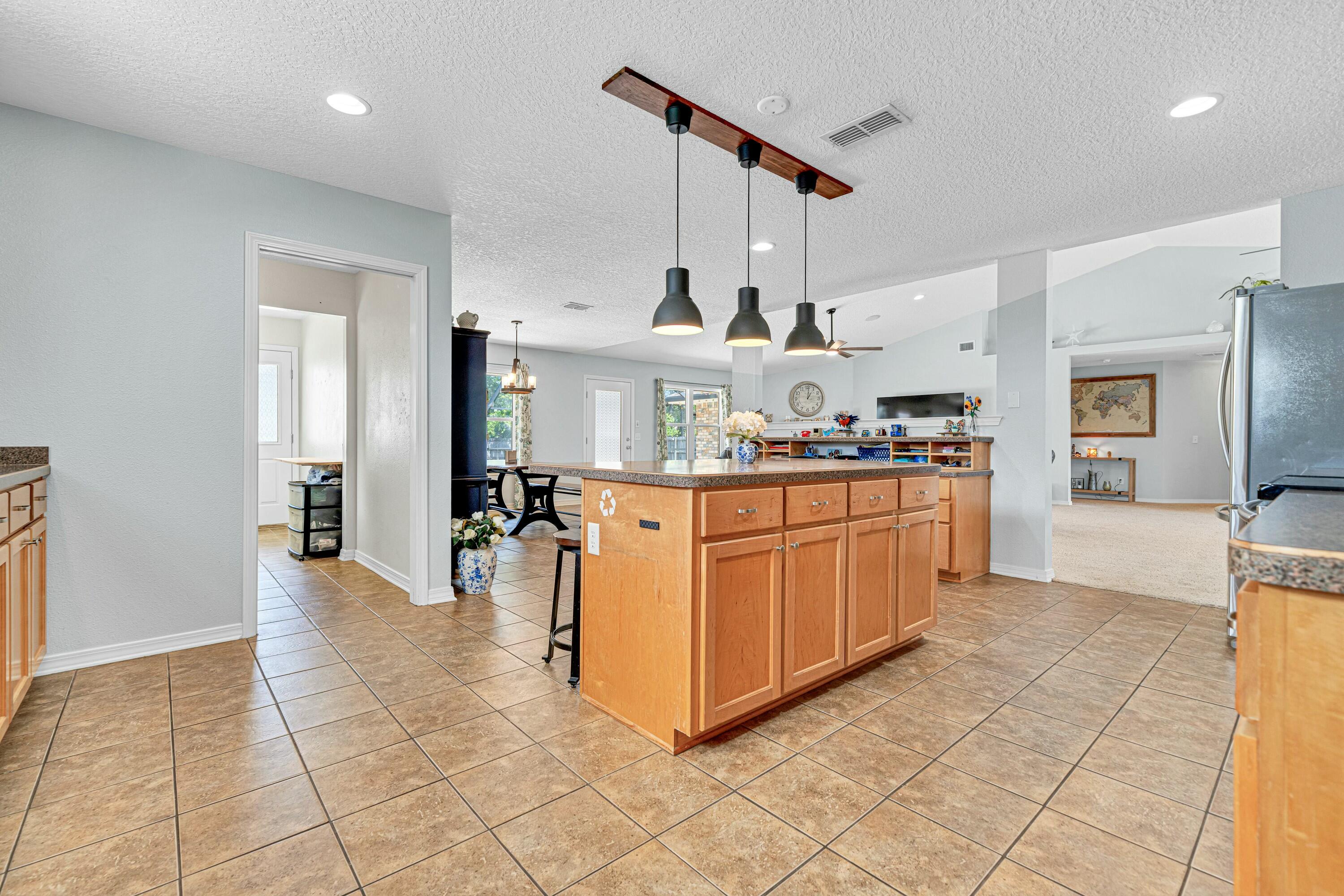 HOLLEY BY THE SEA - Residential
