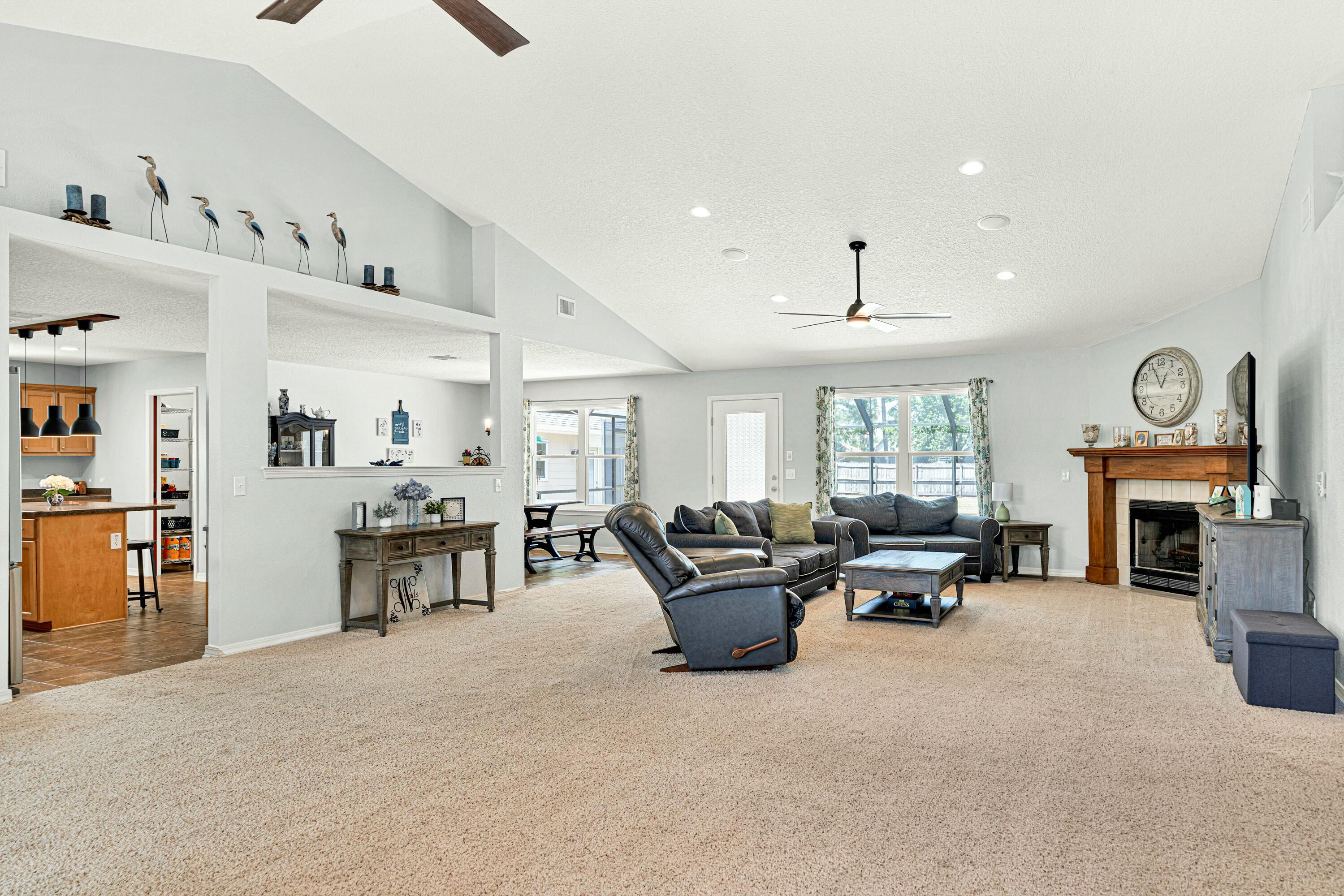 HOLLEY BY THE SEA - Residential