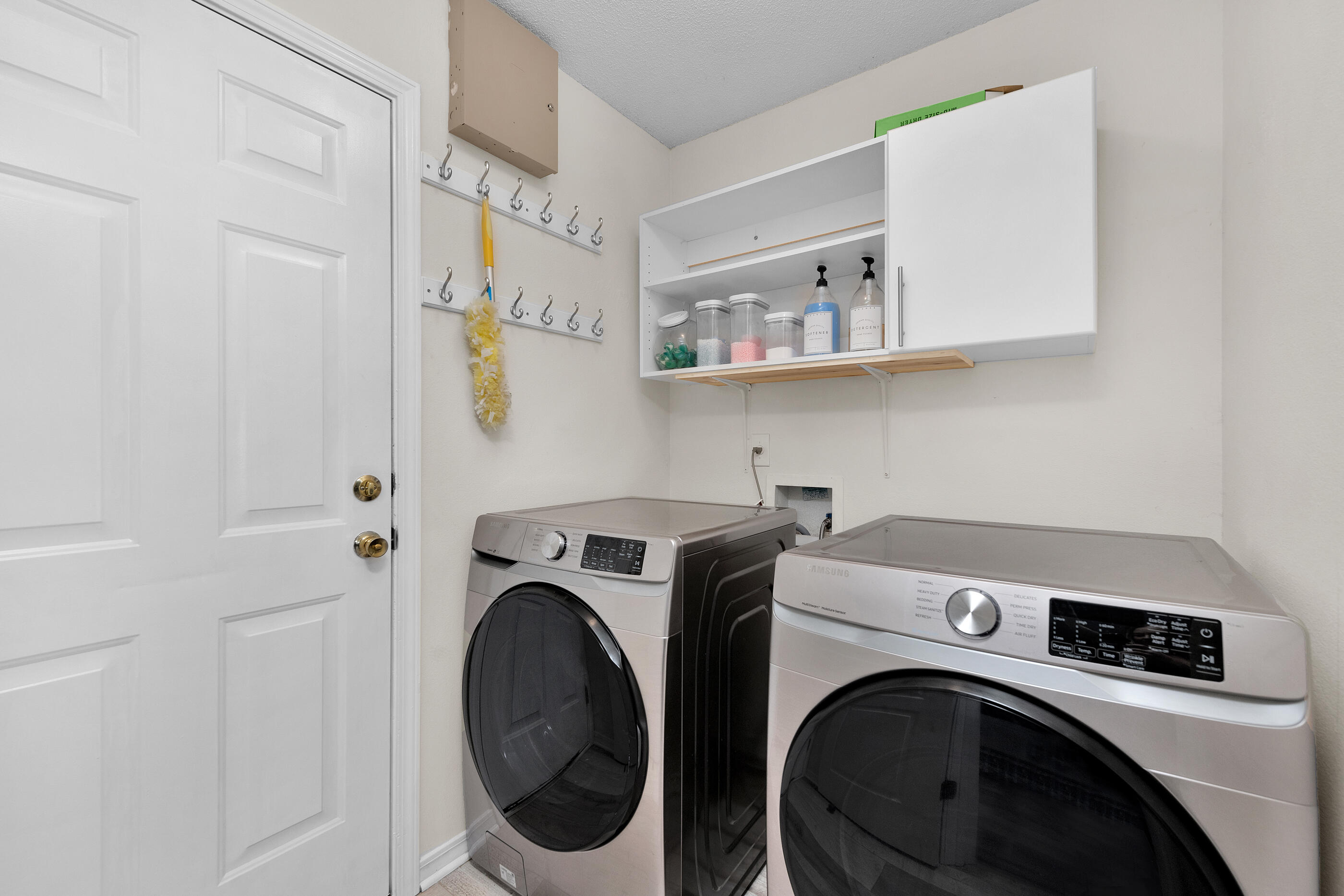 The villas at Chantilly - Residential