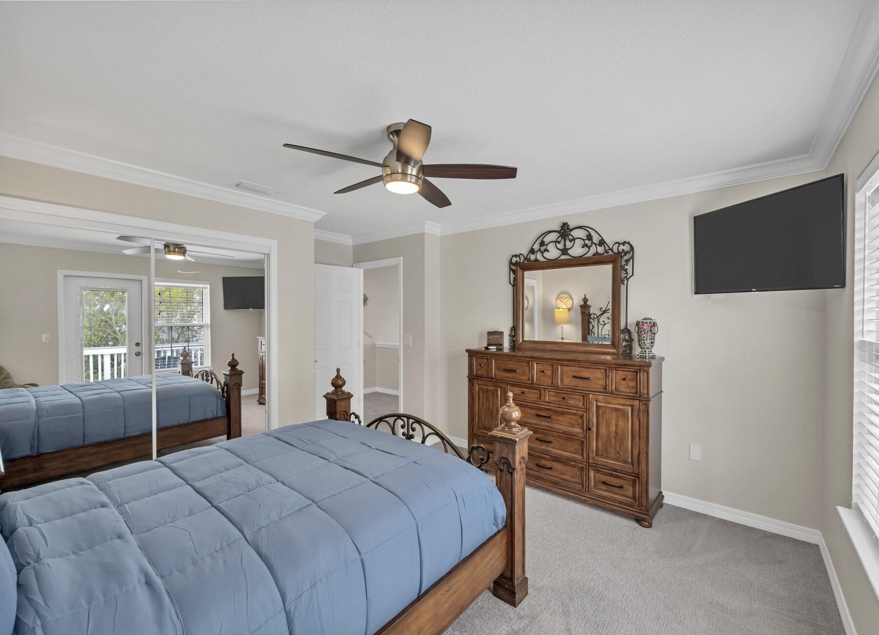CRYSTAL BEACH - Residential