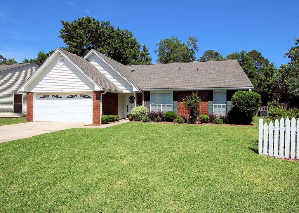 PARKWOOD LANE BLUEWATER BAY - Residential