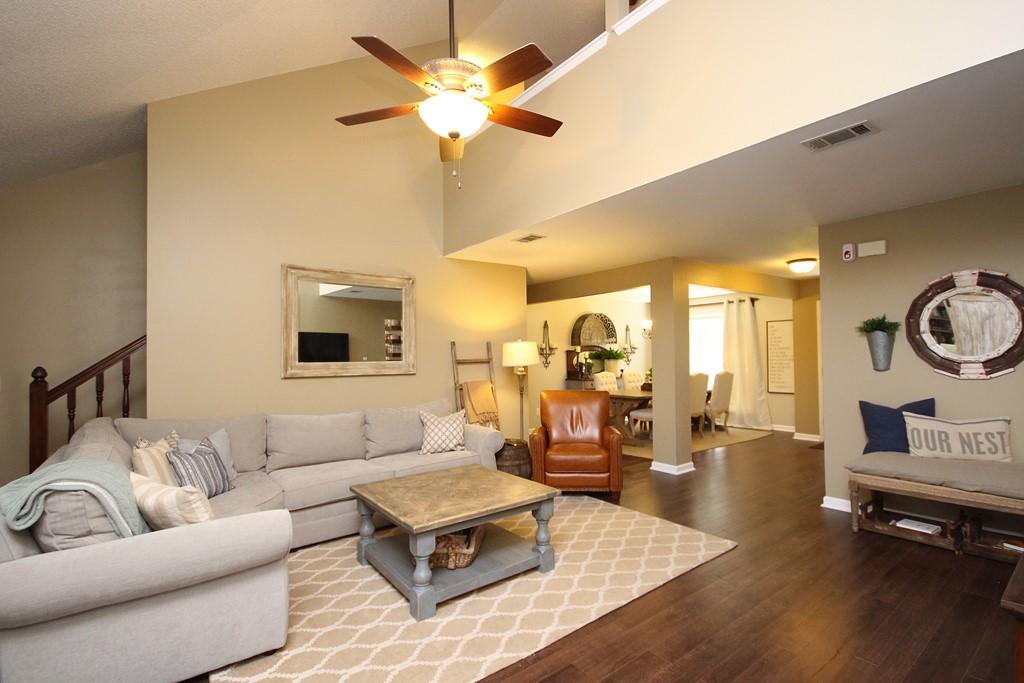 PARKWOOD LANE BLUEWATER BAY - Residential