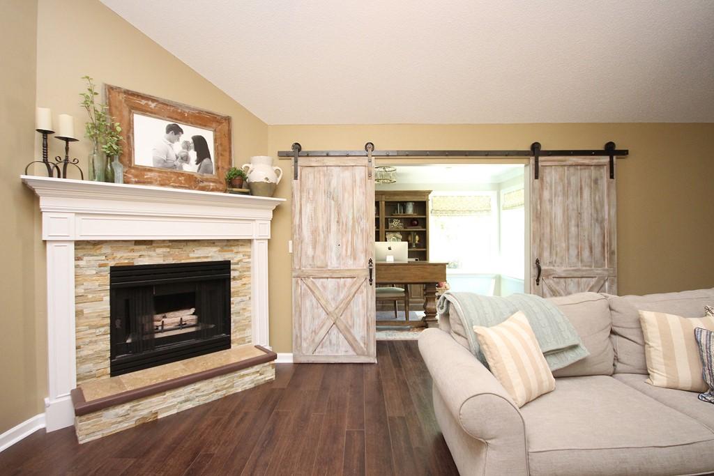 PARKWOOD LANE BLUEWATER BAY - Residential