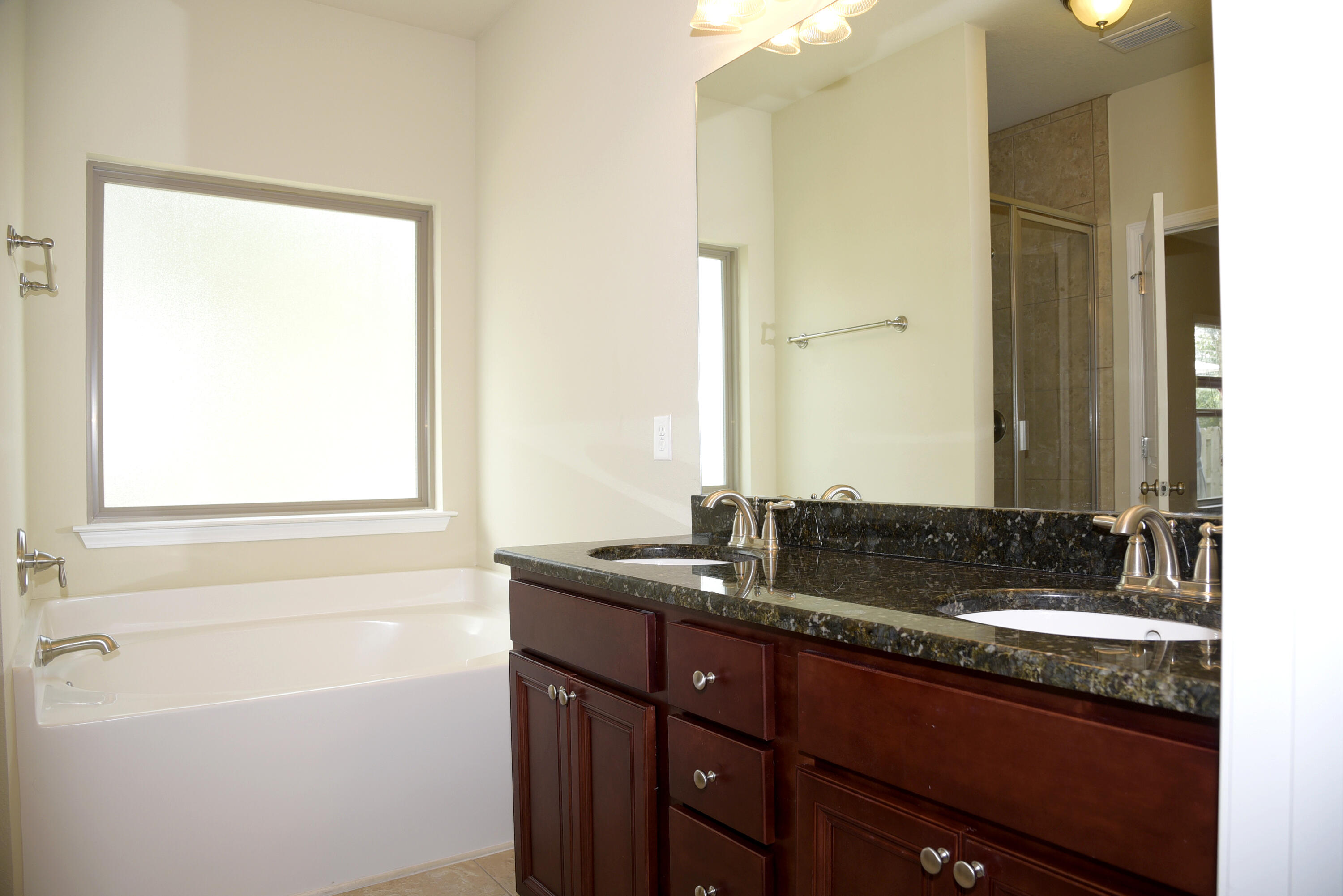 HAMMOCK BAY - Residential Lease