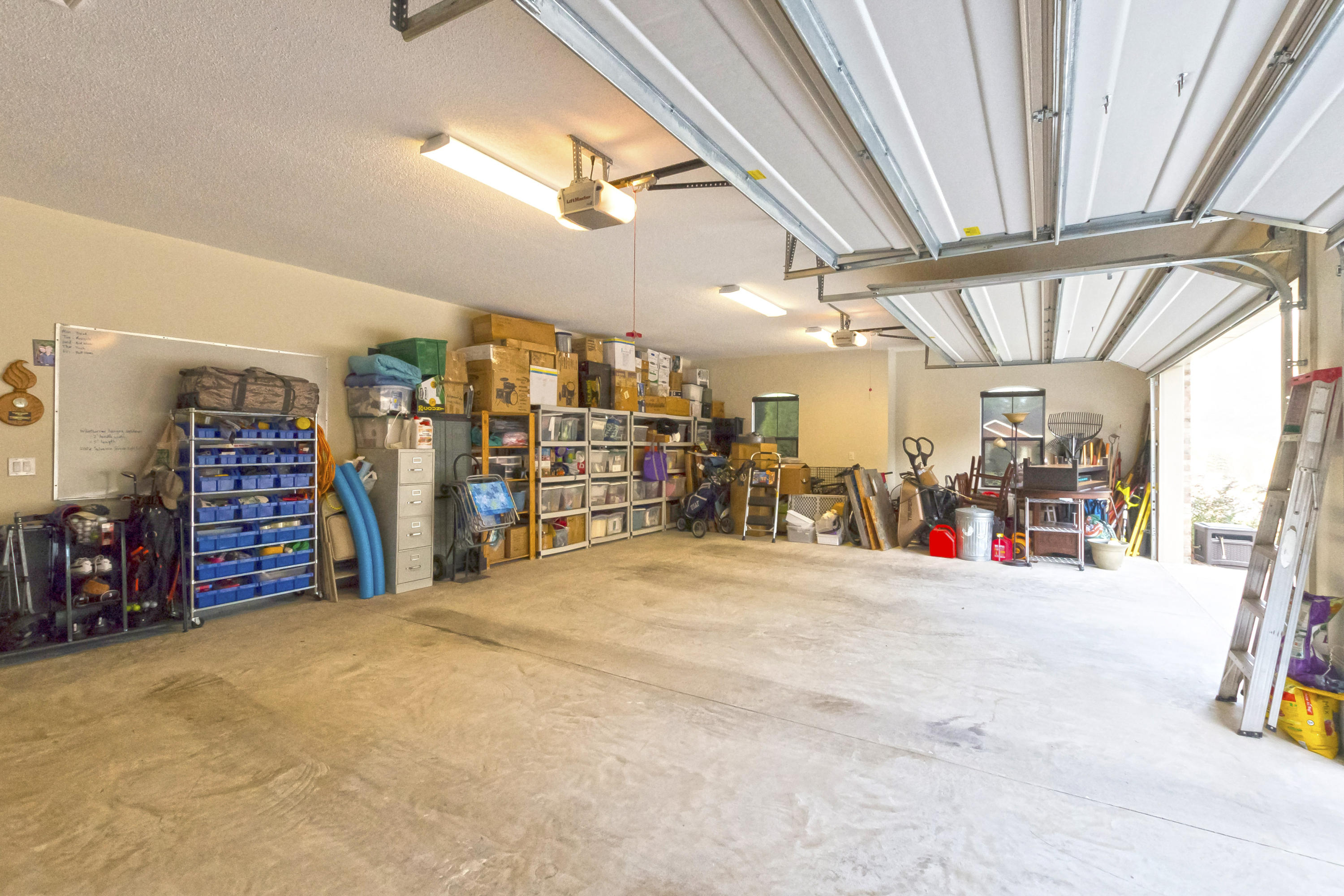 ROCKY BAYOU COUNTRY CLUB ESTATES 10 - Residential