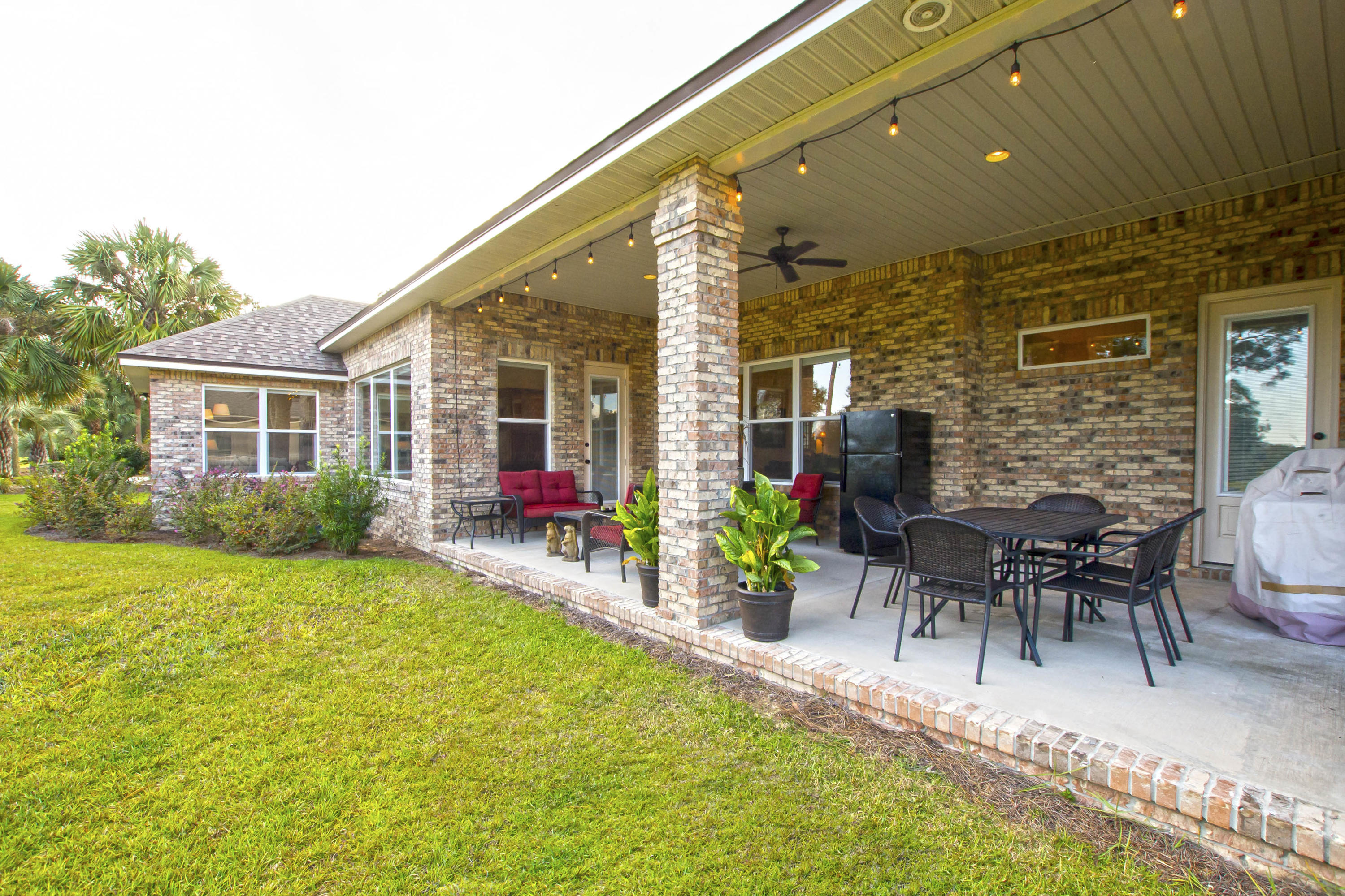 ROCKY BAYOU COUNTRY CLUB ESTATES 10 - Residential