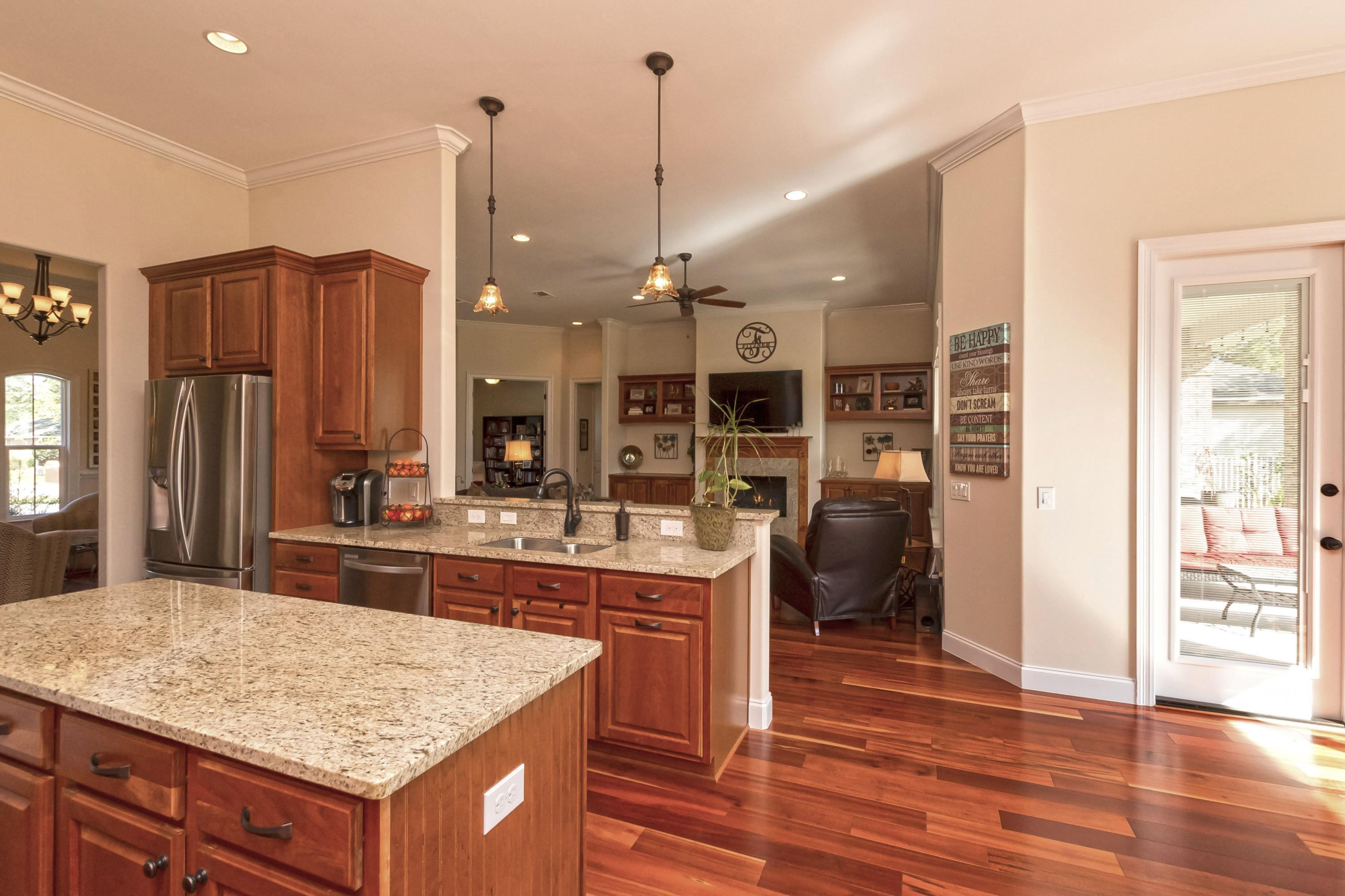 ROCKY BAYOU COUNTRY CLUB ESTATES 10 - Residential