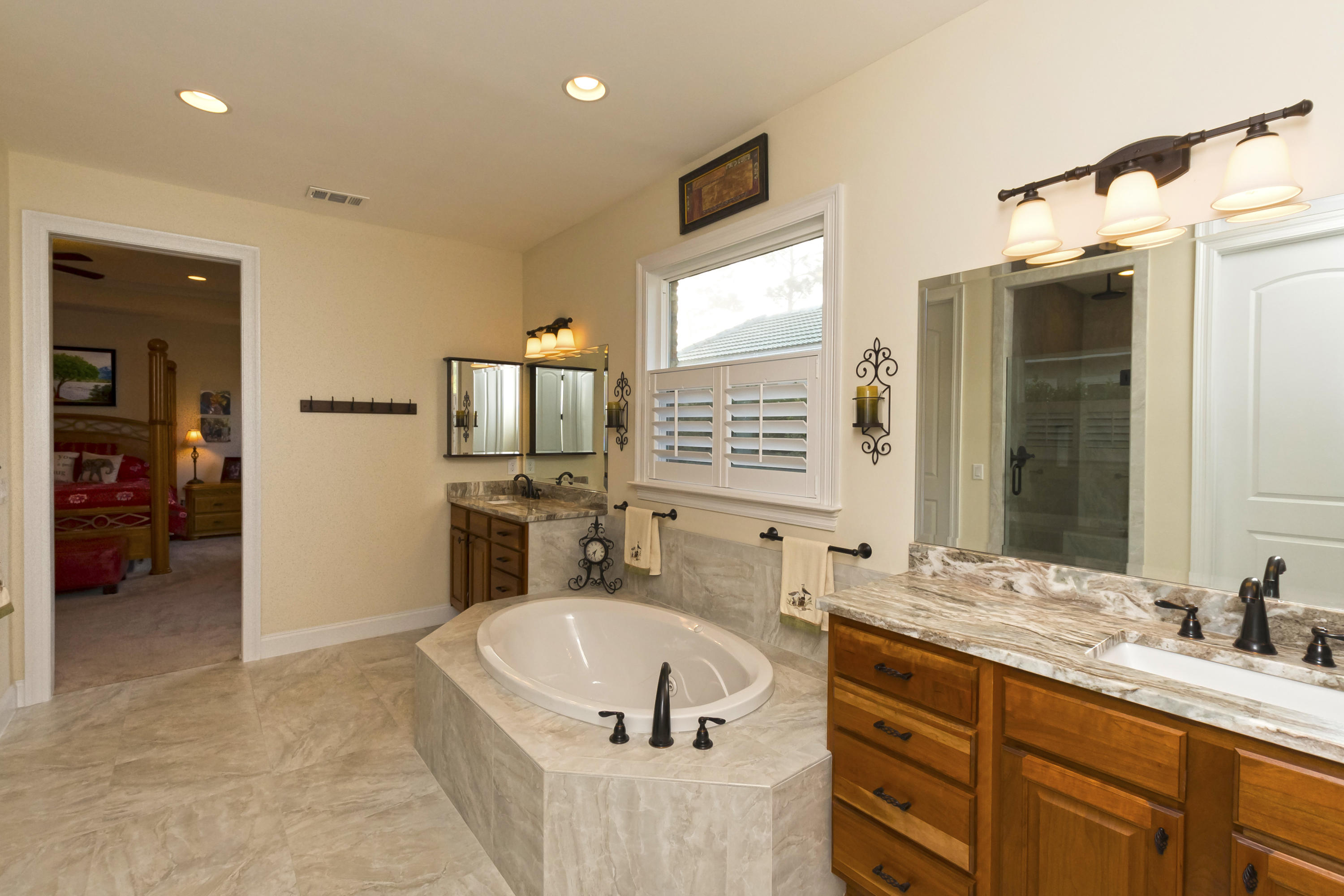 ROCKY BAYOU COUNTRY CLUB ESTATES 10 - Residential