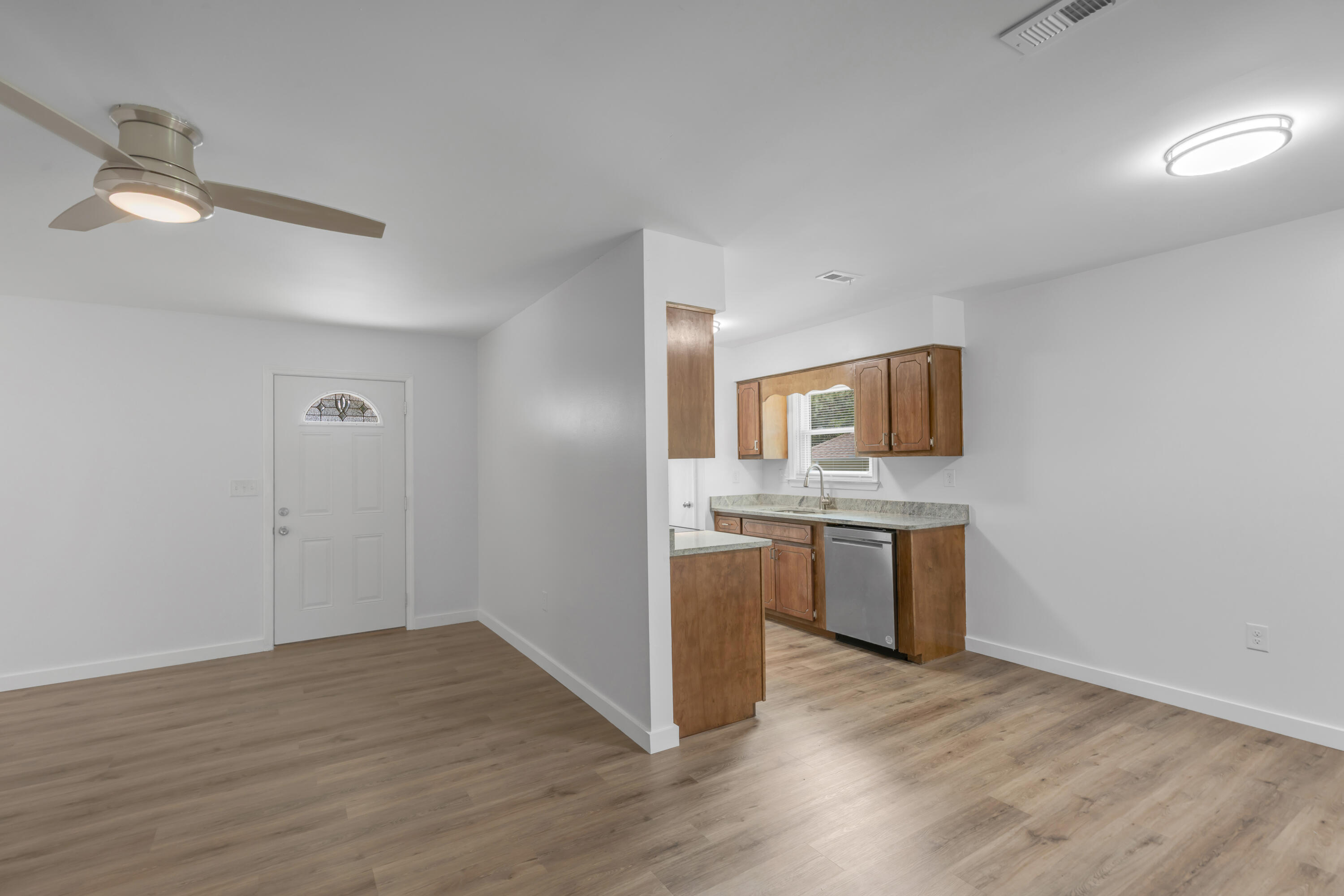 SHOAL CREEK MANOR WEST - Residential