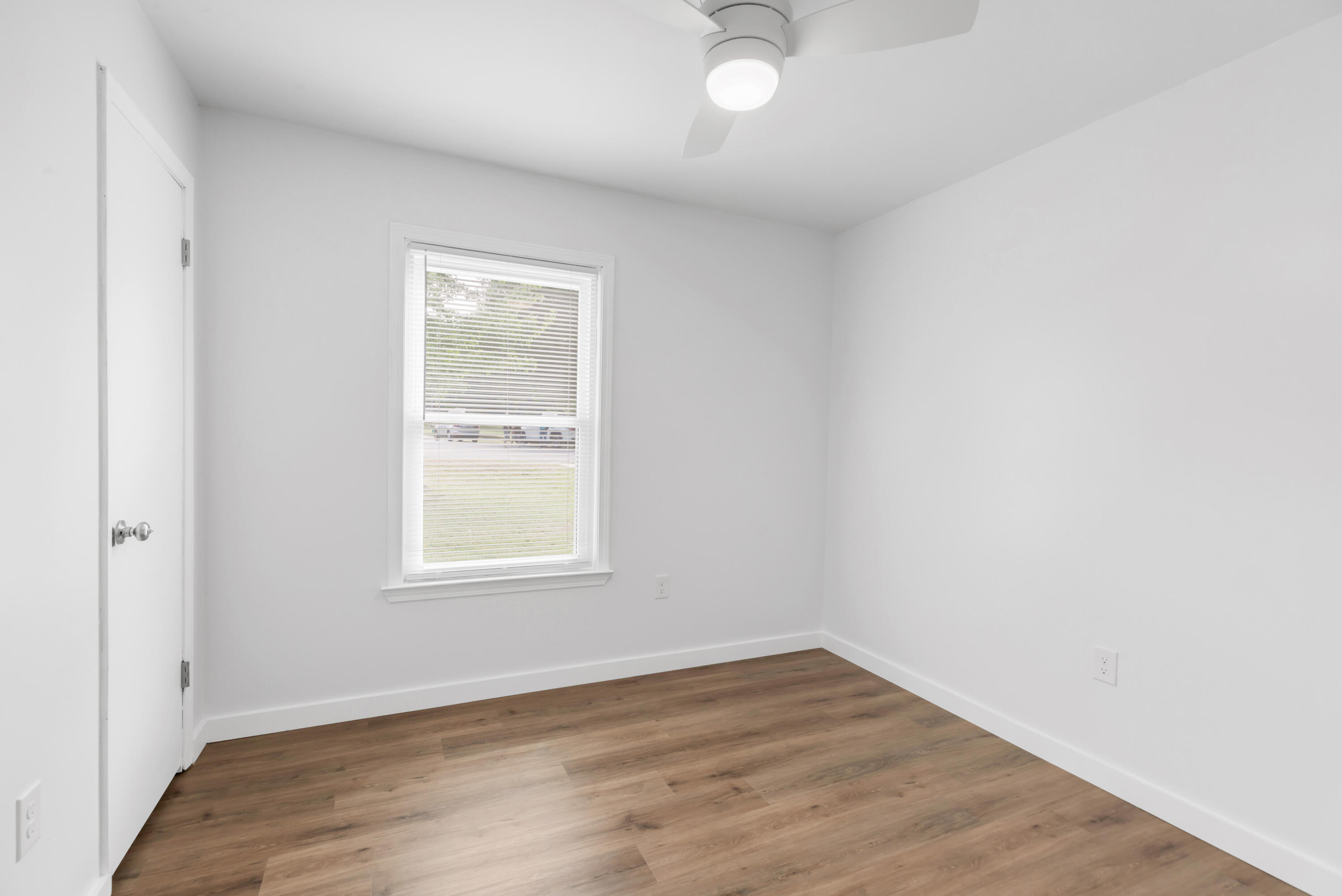 SHOAL CREEK MANOR WEST - Residential