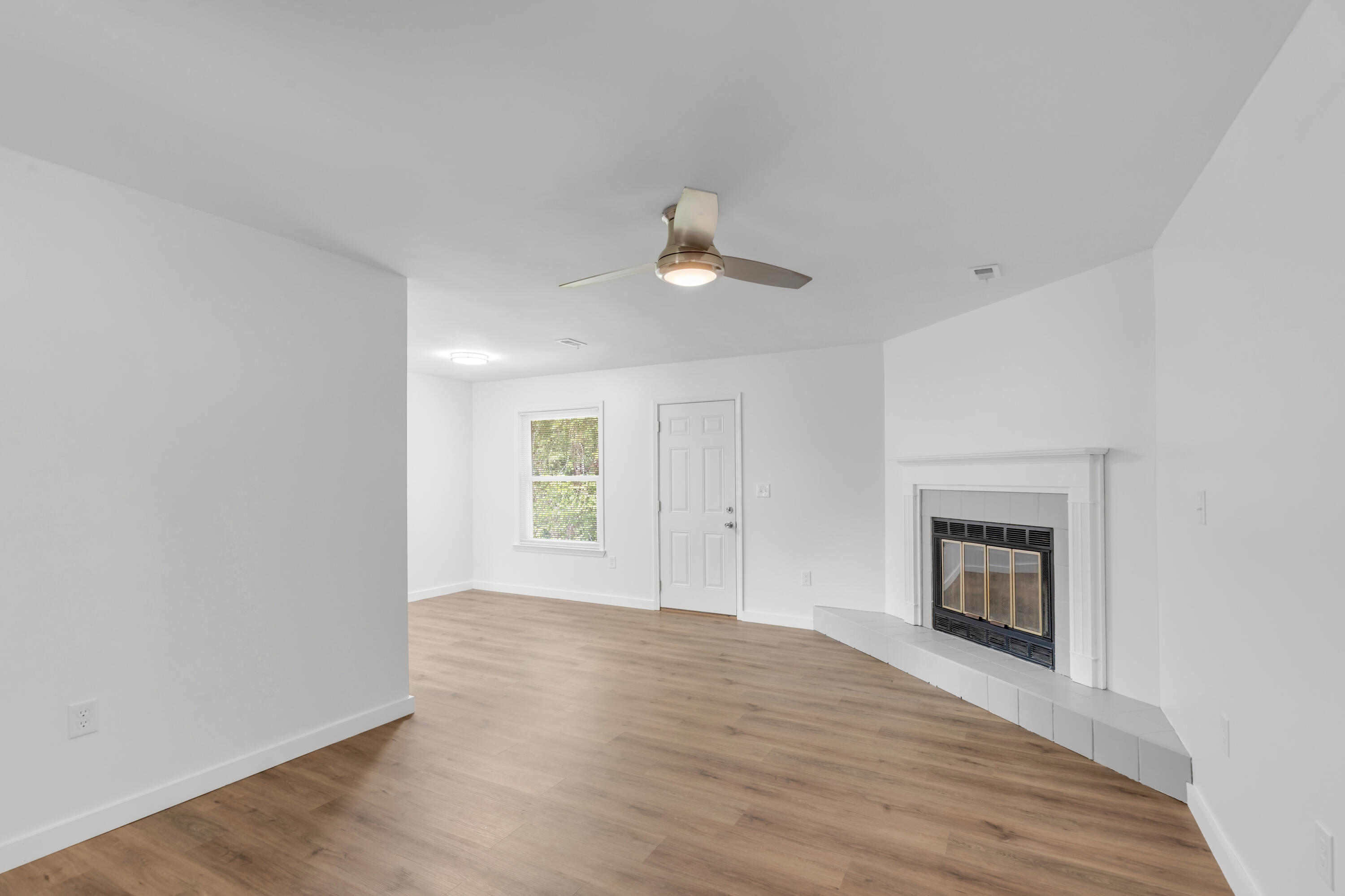 SHOAL CREEK MANOR WEST - Residential