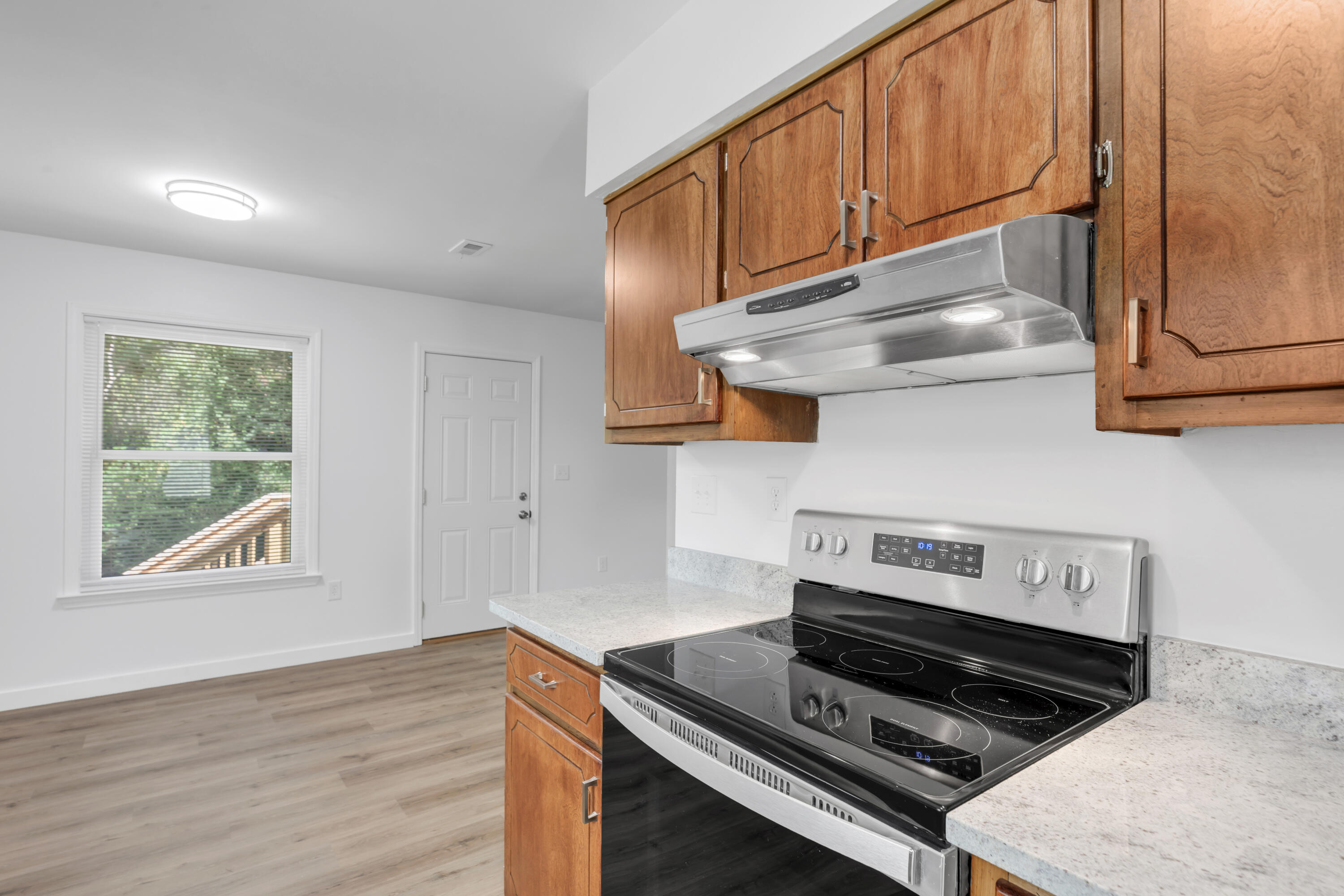 SHOAL CREEK MANOR WEST - Residential