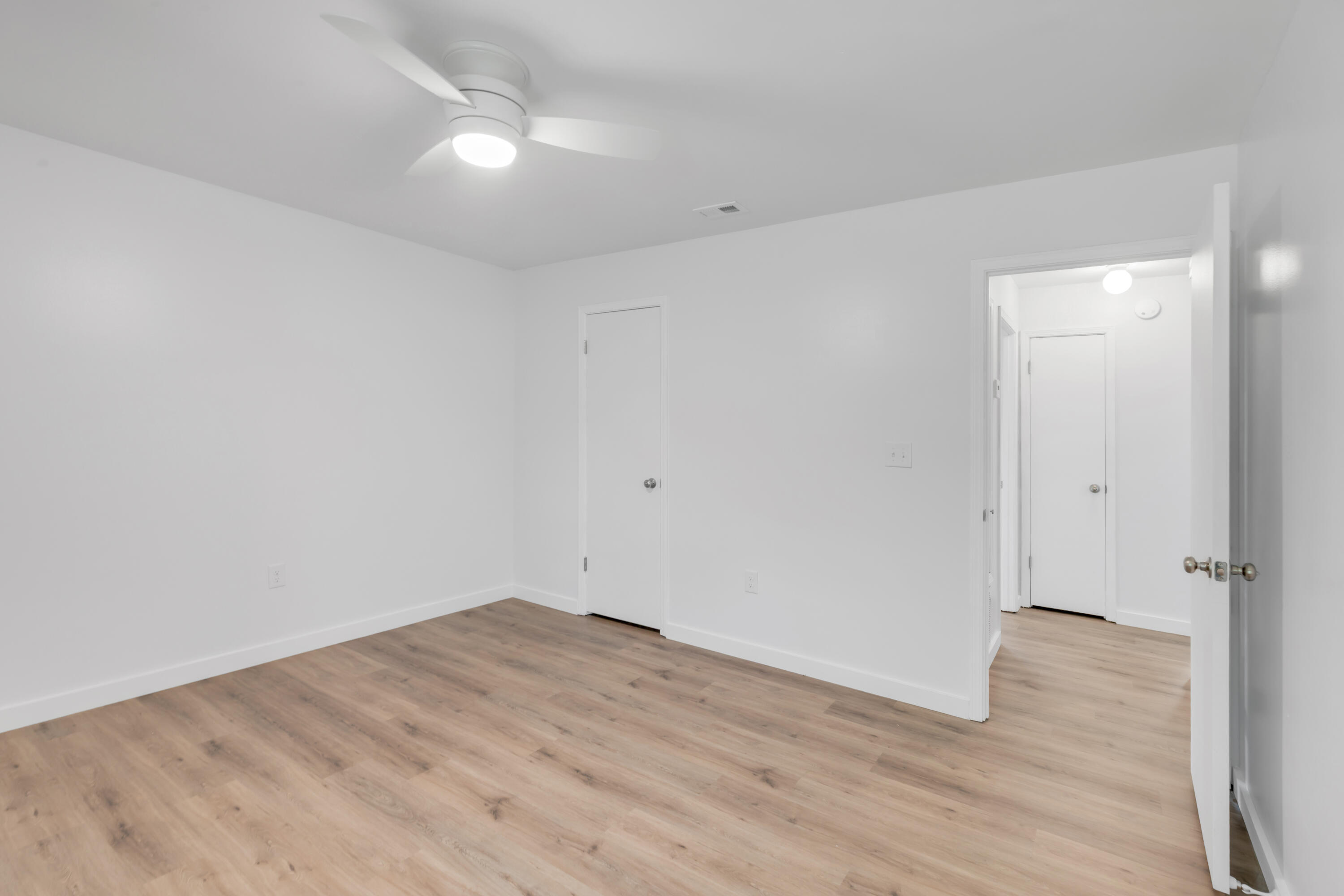 SHOAL CREEK MANOR WEST - Residential