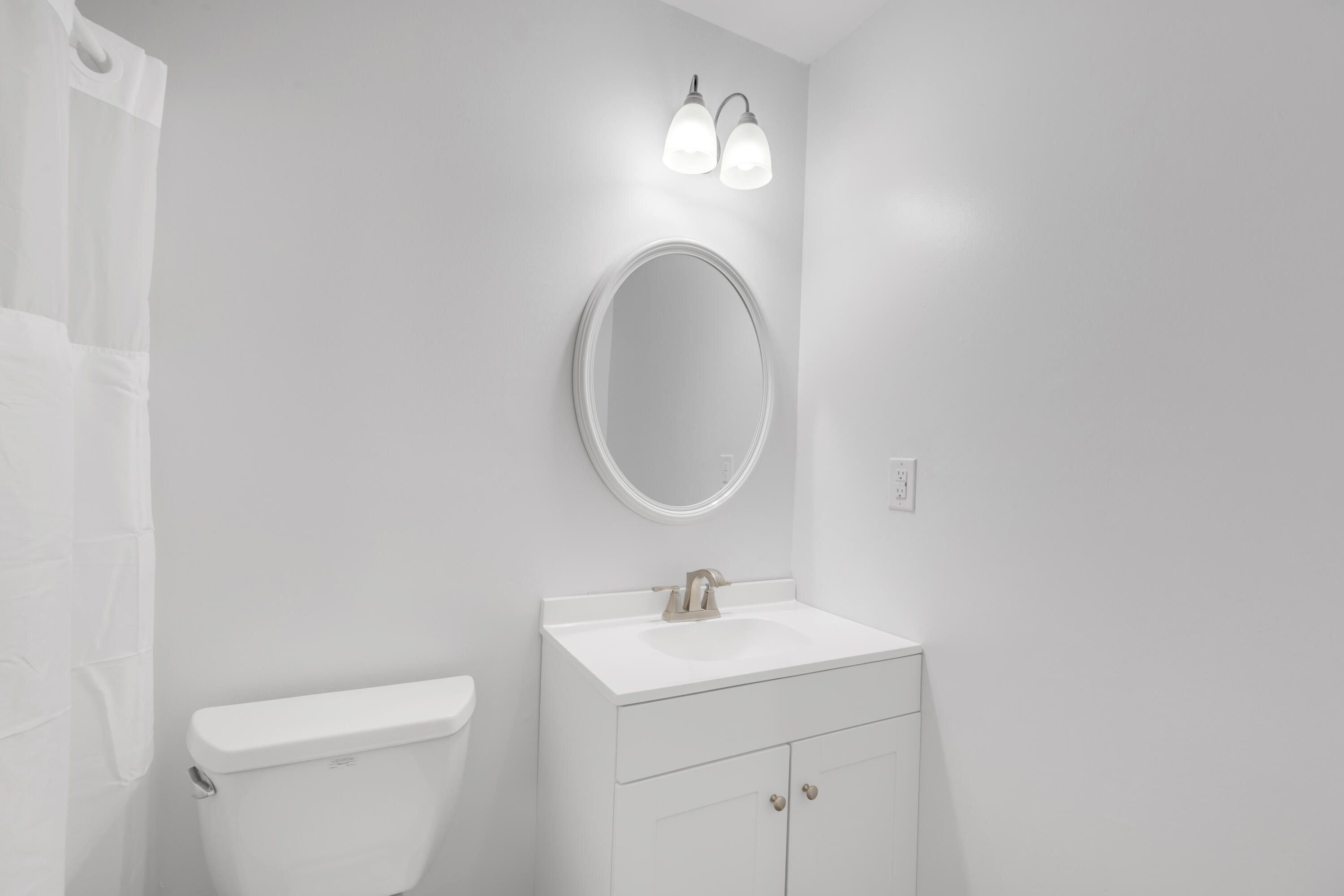 SHOAL CREEK MANOR WEST - Residential
