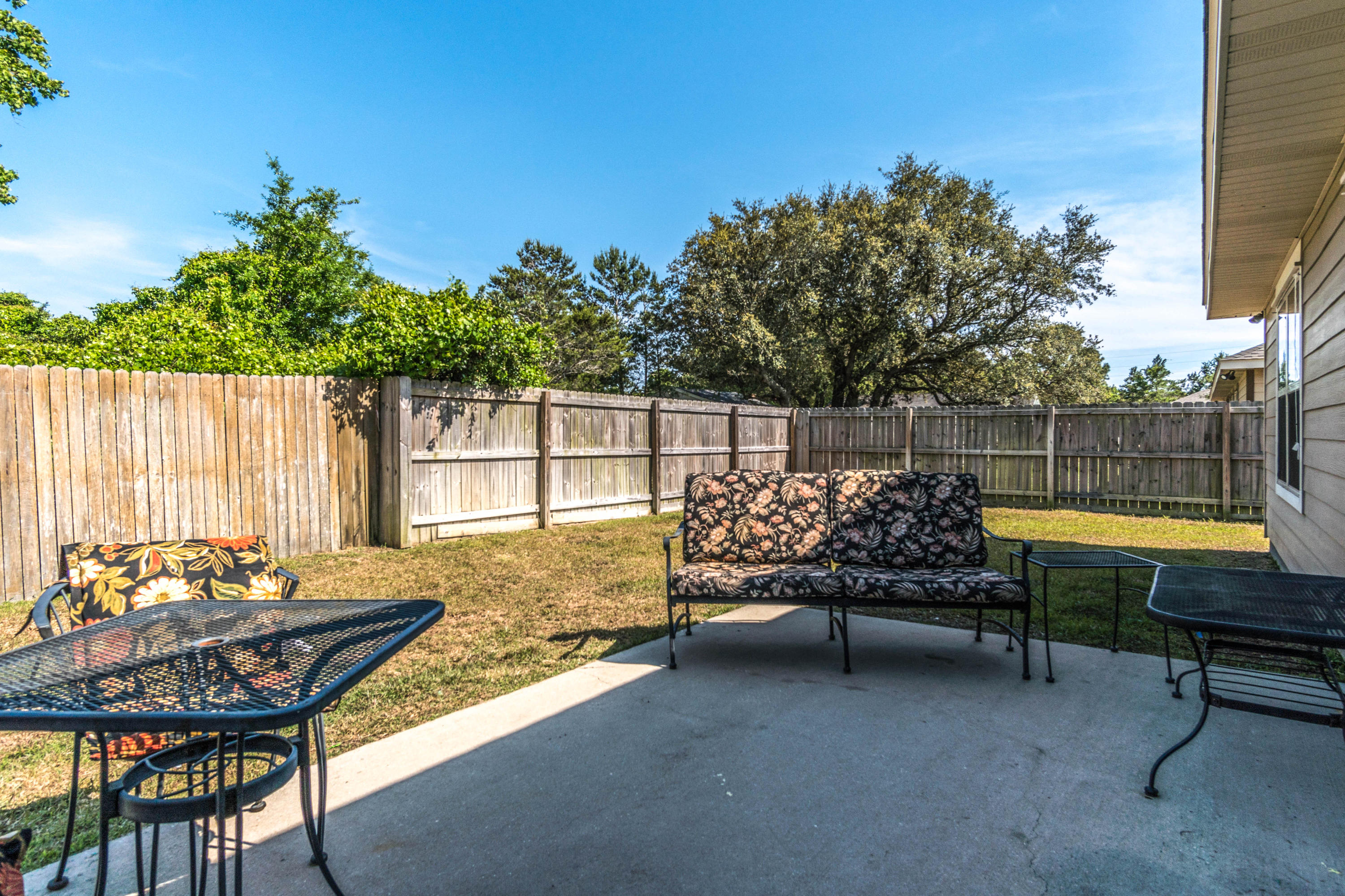 NAVARRE FIRST ADD - Residential