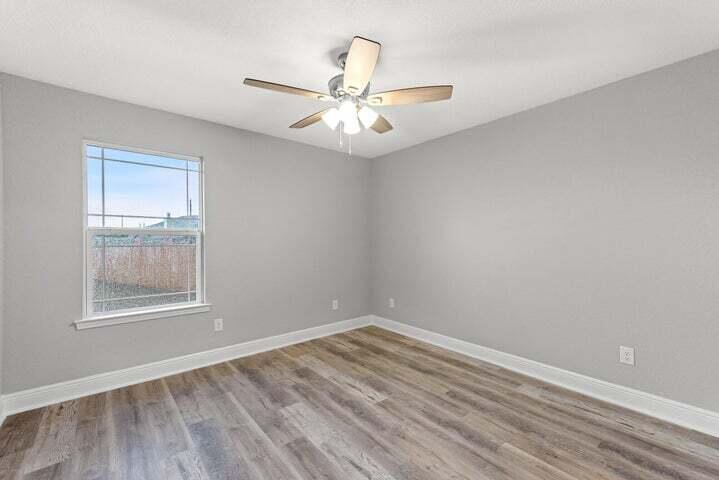 SEABREEZE VILLAS - Residential