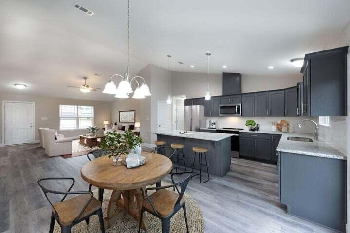 SEABREEZE VILLAS - Residential