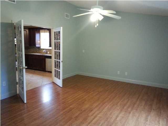 WYNNEHAVEN BEACH ESTATES - Residential Lease