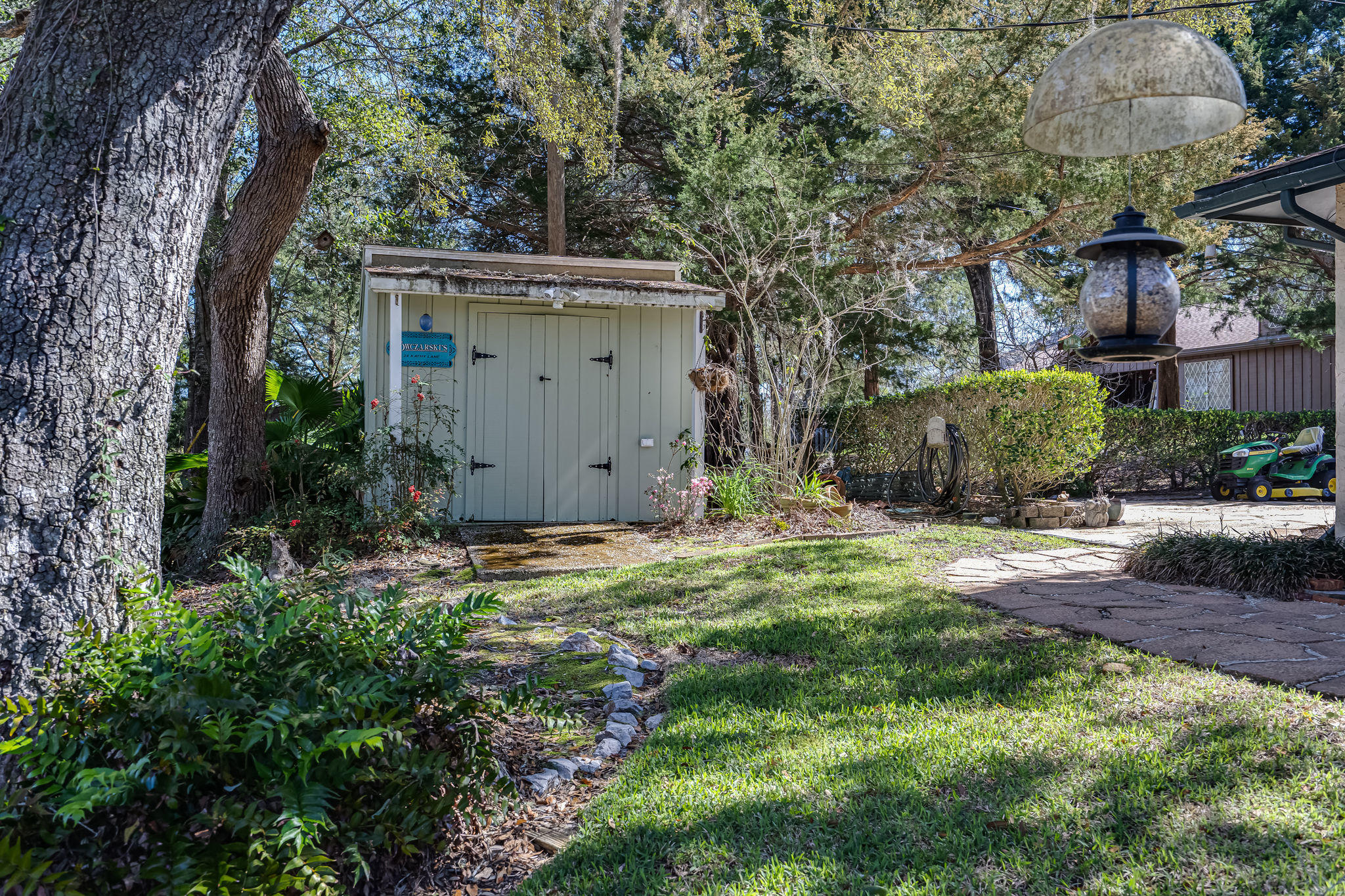 LAKE SHARON ESTATES - Residential