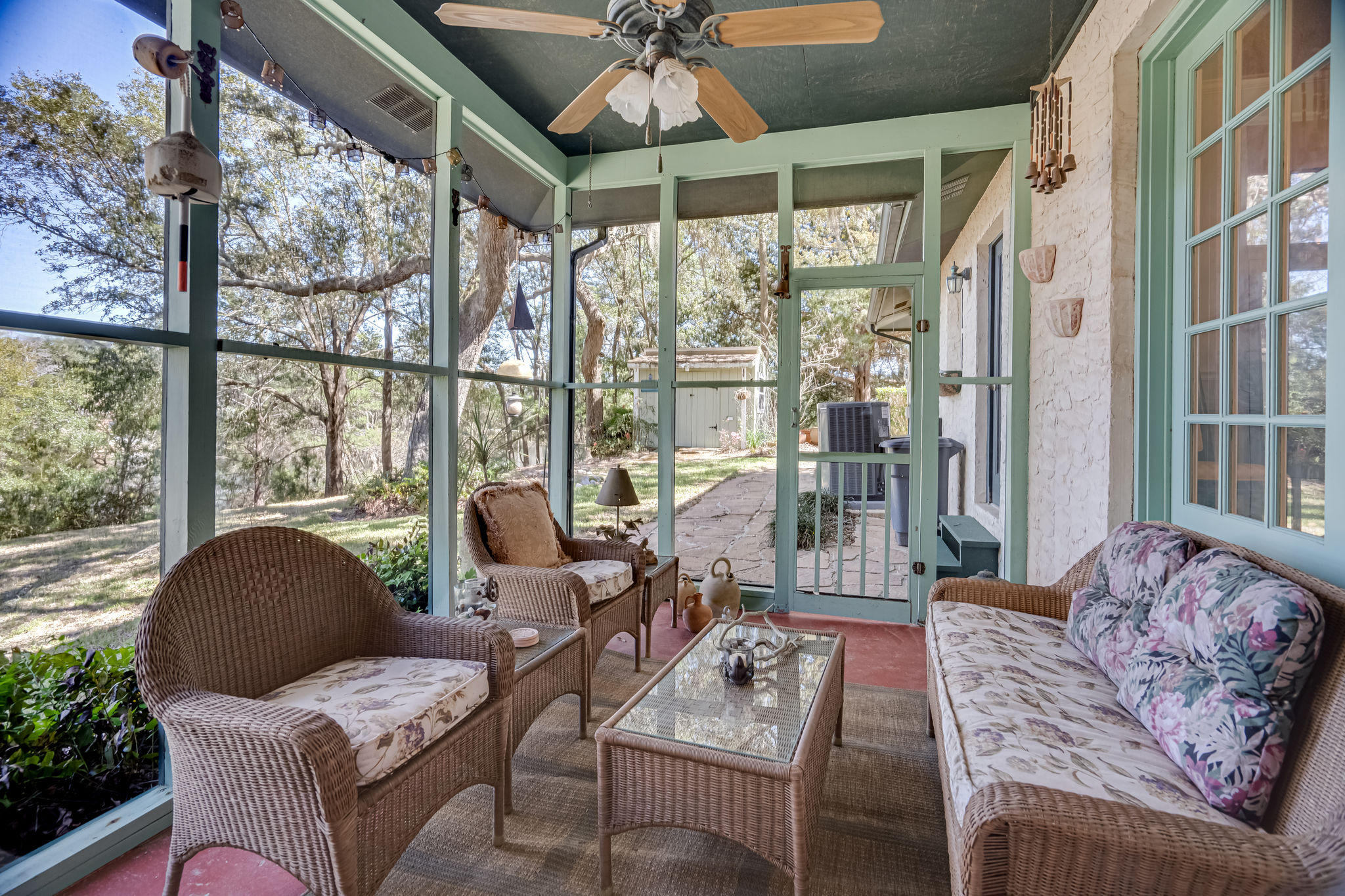 LAKE SHARON ESTATES - Residential