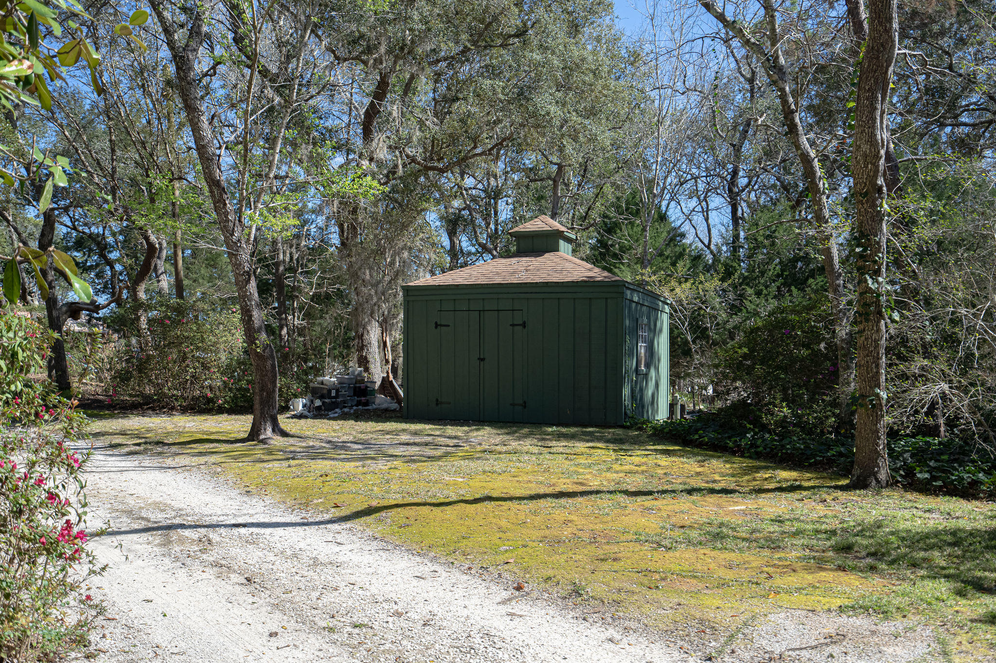 LAKE SHARON ESTATES - Residential