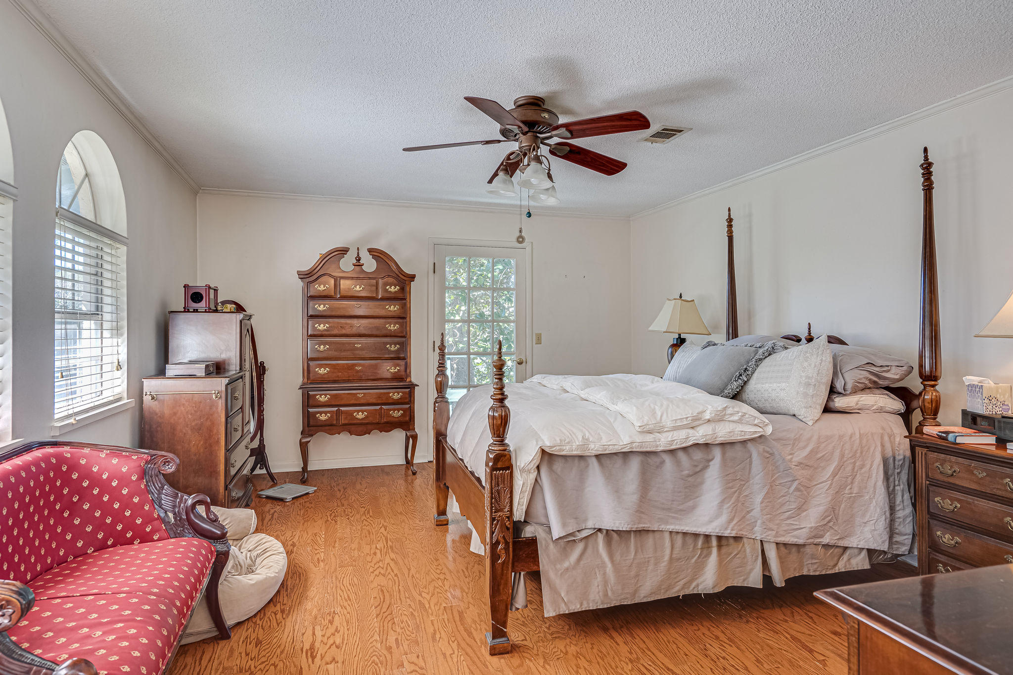 LAKE SHARON ESTATES - Residential