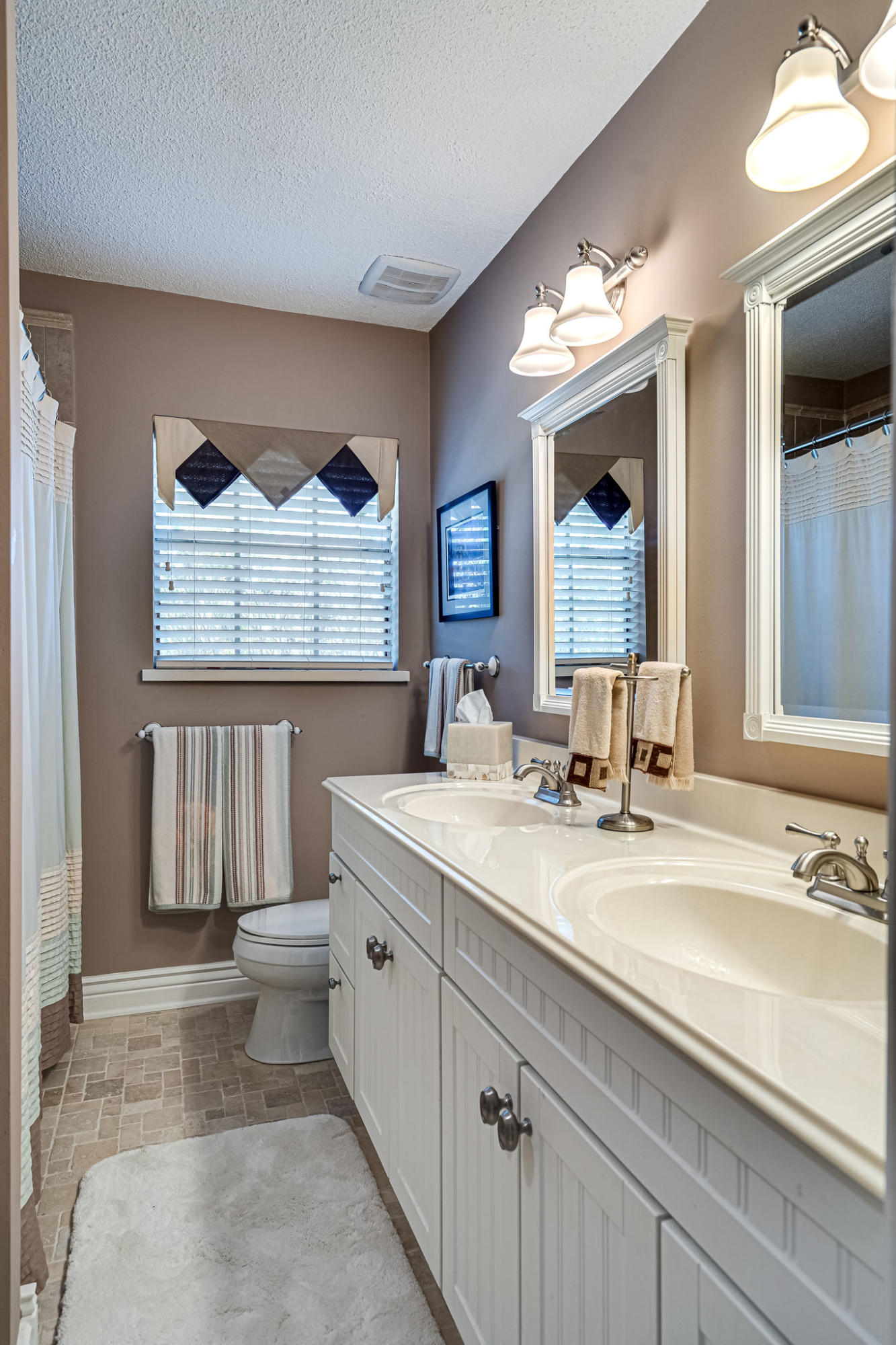 LAKE SHARON ESTATES - Residential