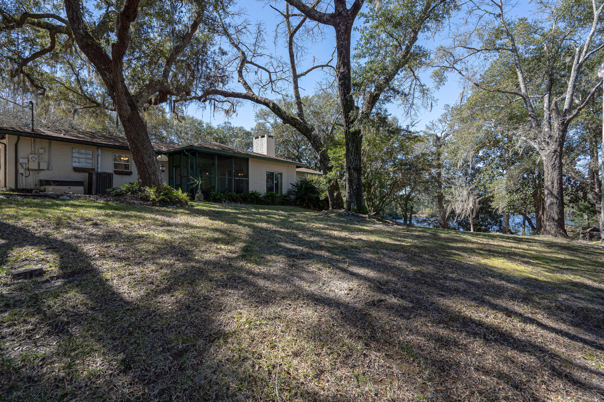 LAKE SHARON ESTATES - Residential