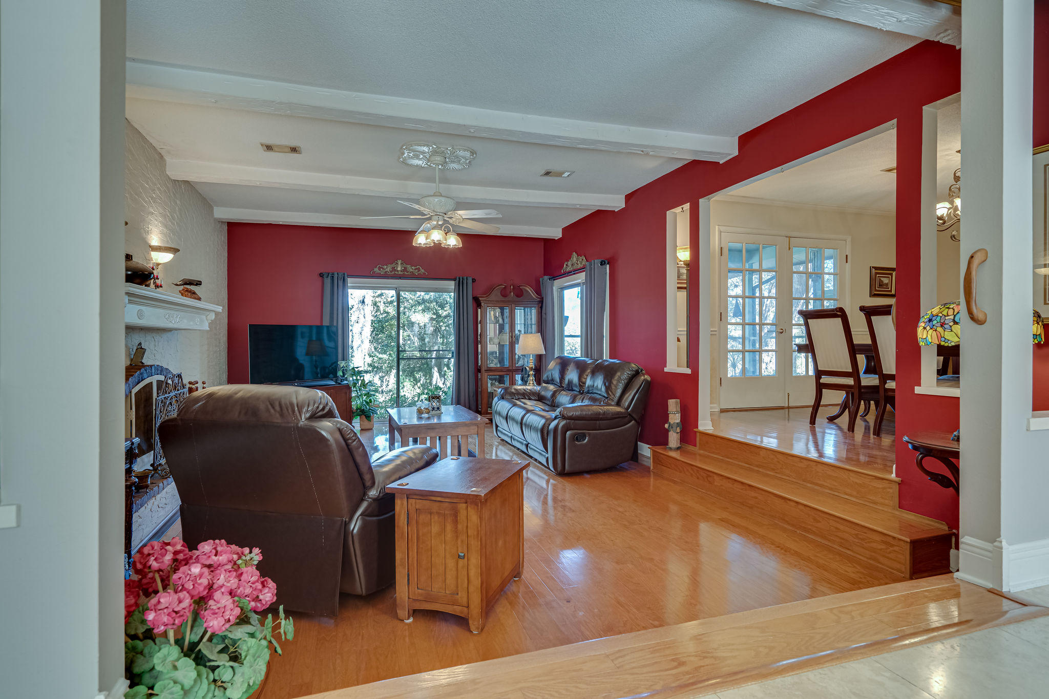 LAKE SHARON ESTATES - Residential