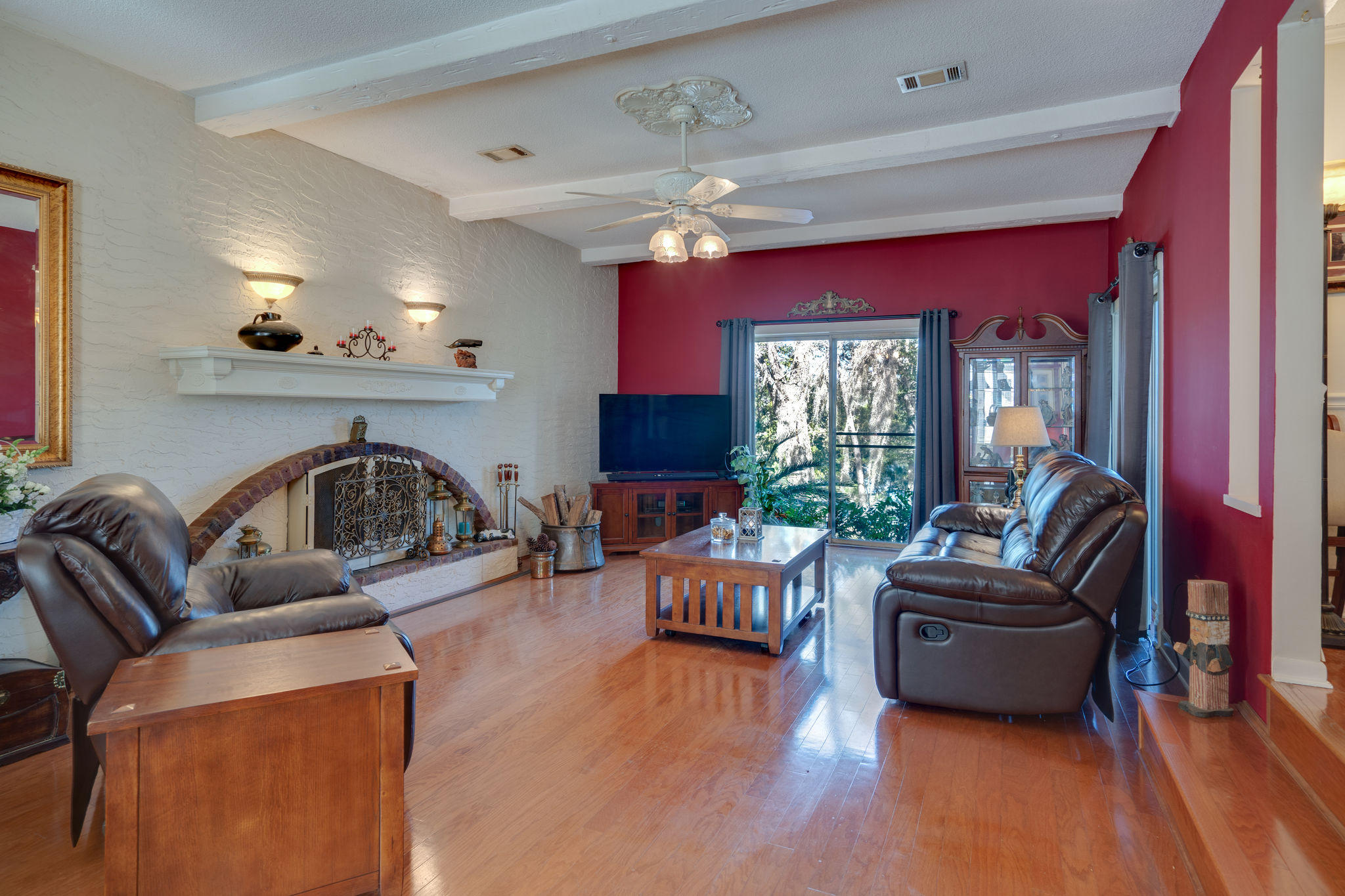 LAKE SHARON ESTATES - Residential